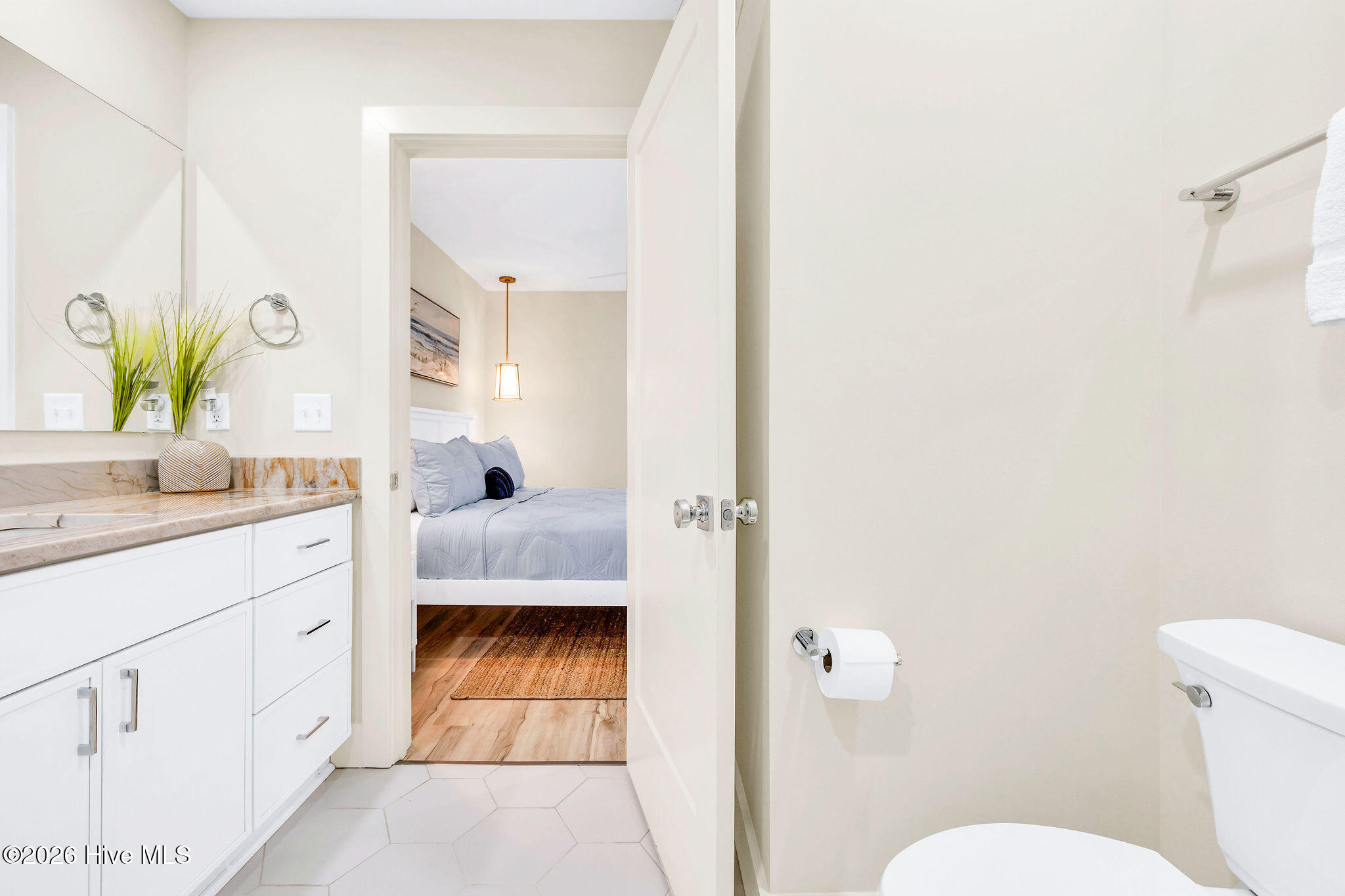 1800 Canal Drive Unit 305