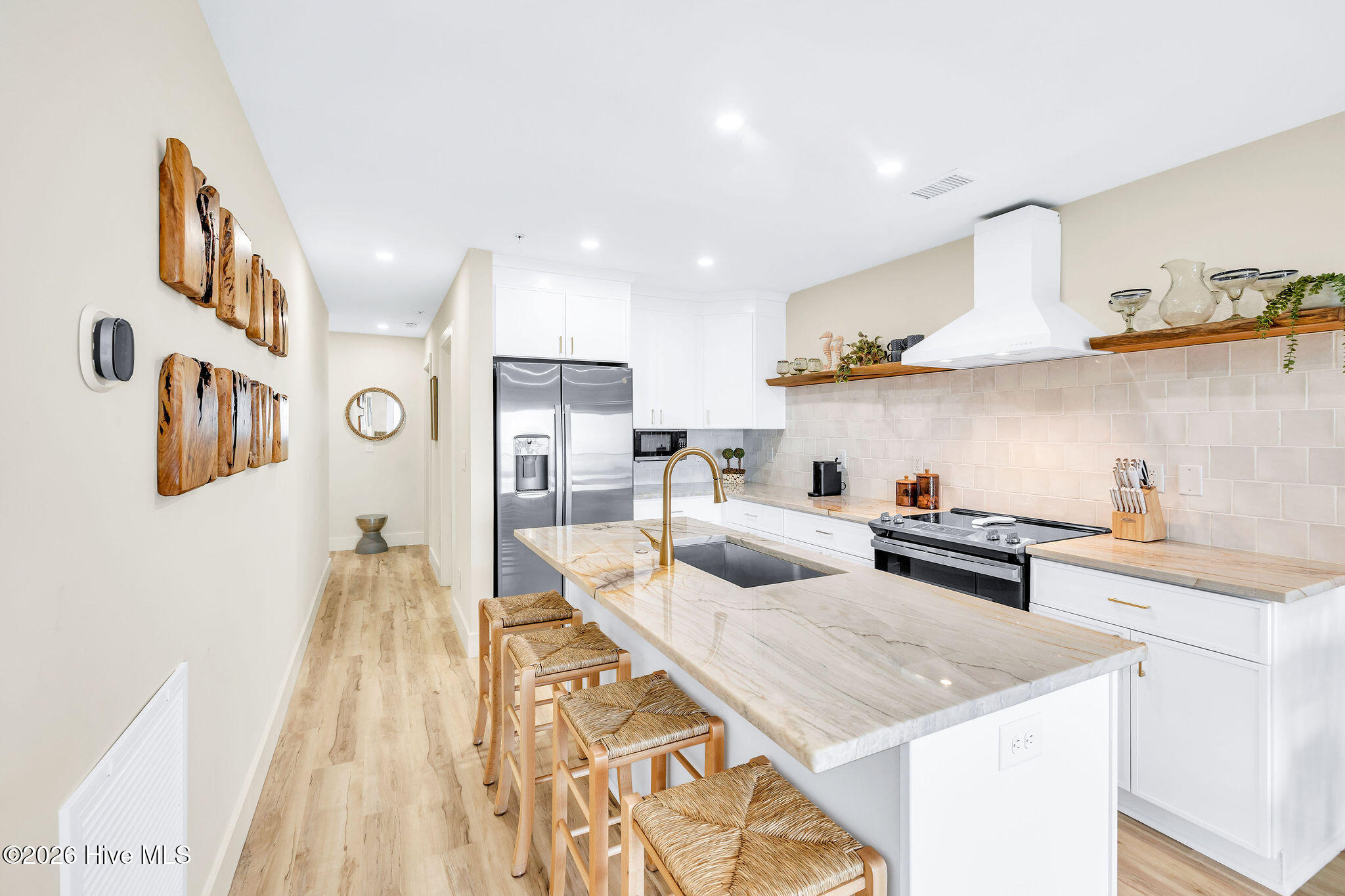 1800 Canal Drive Unit 305