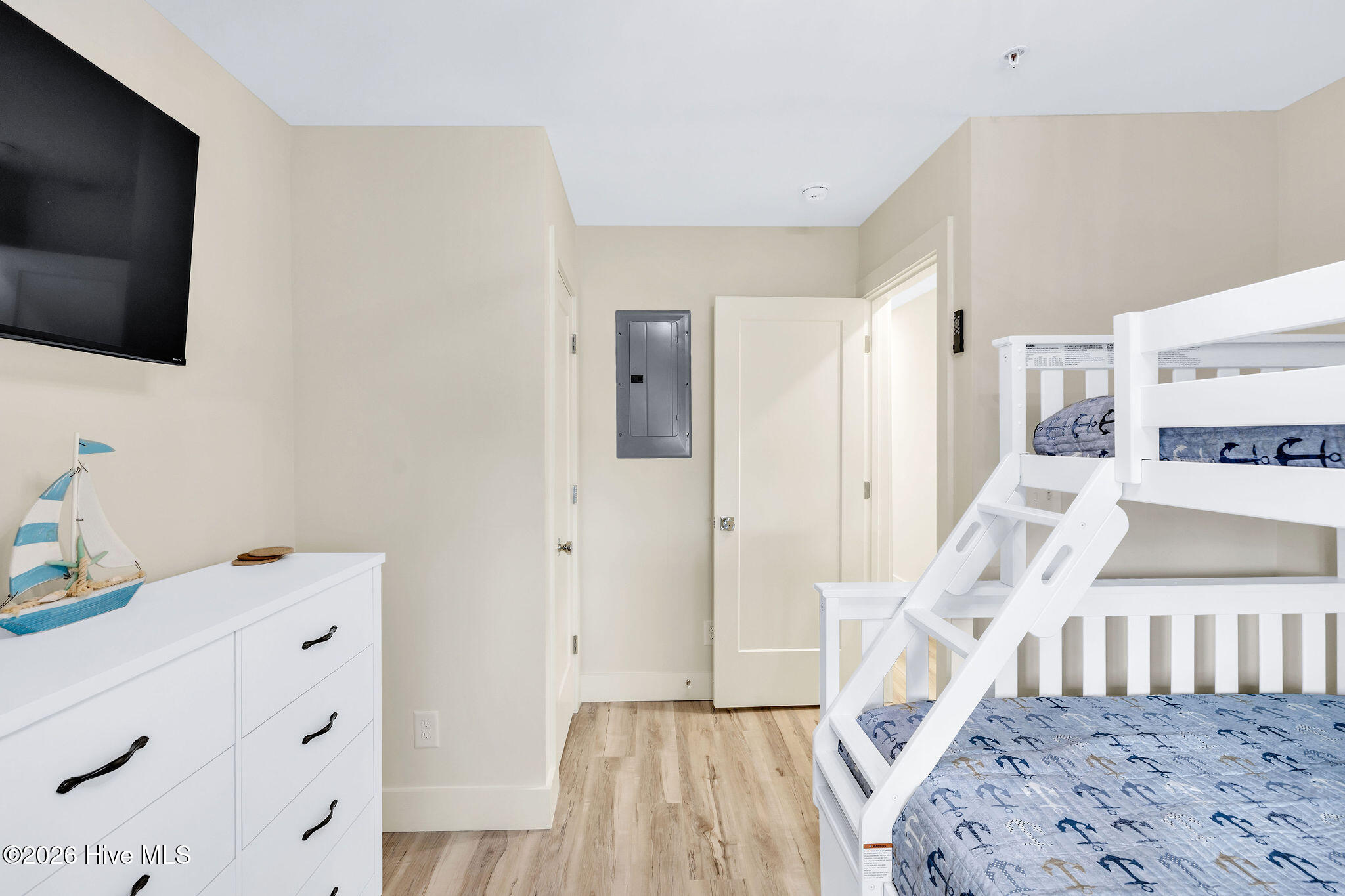 1800 Canal Drive Unit 305