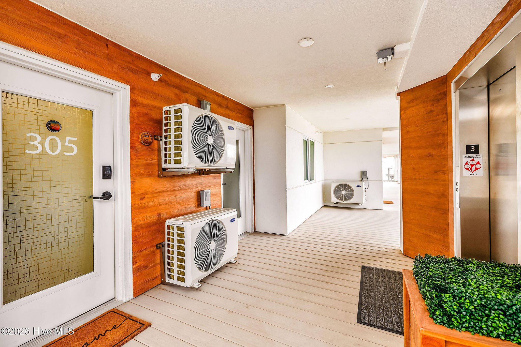 1800 Canal Drive Unit 305