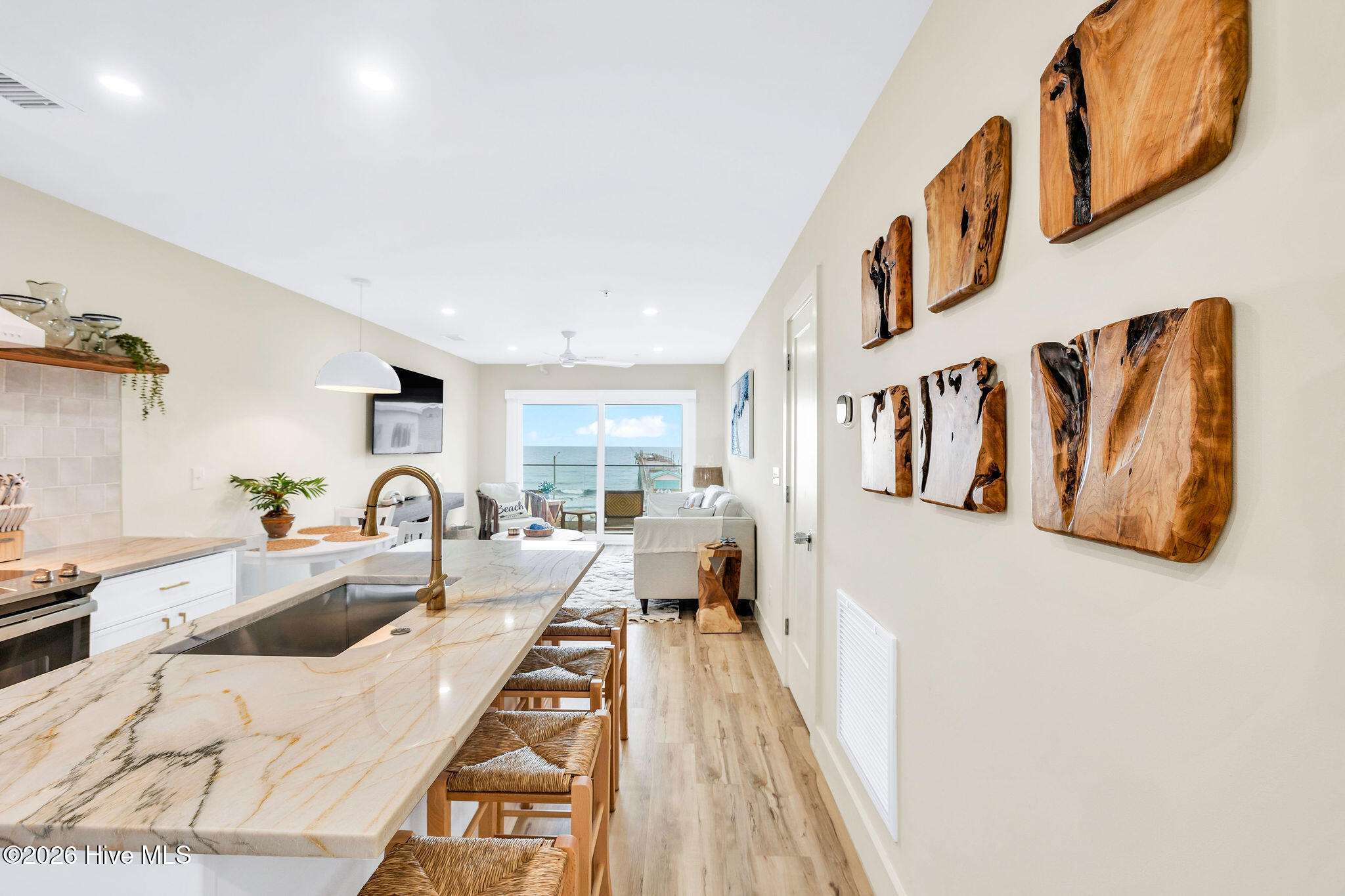 1800 Canal Drive Unit 305