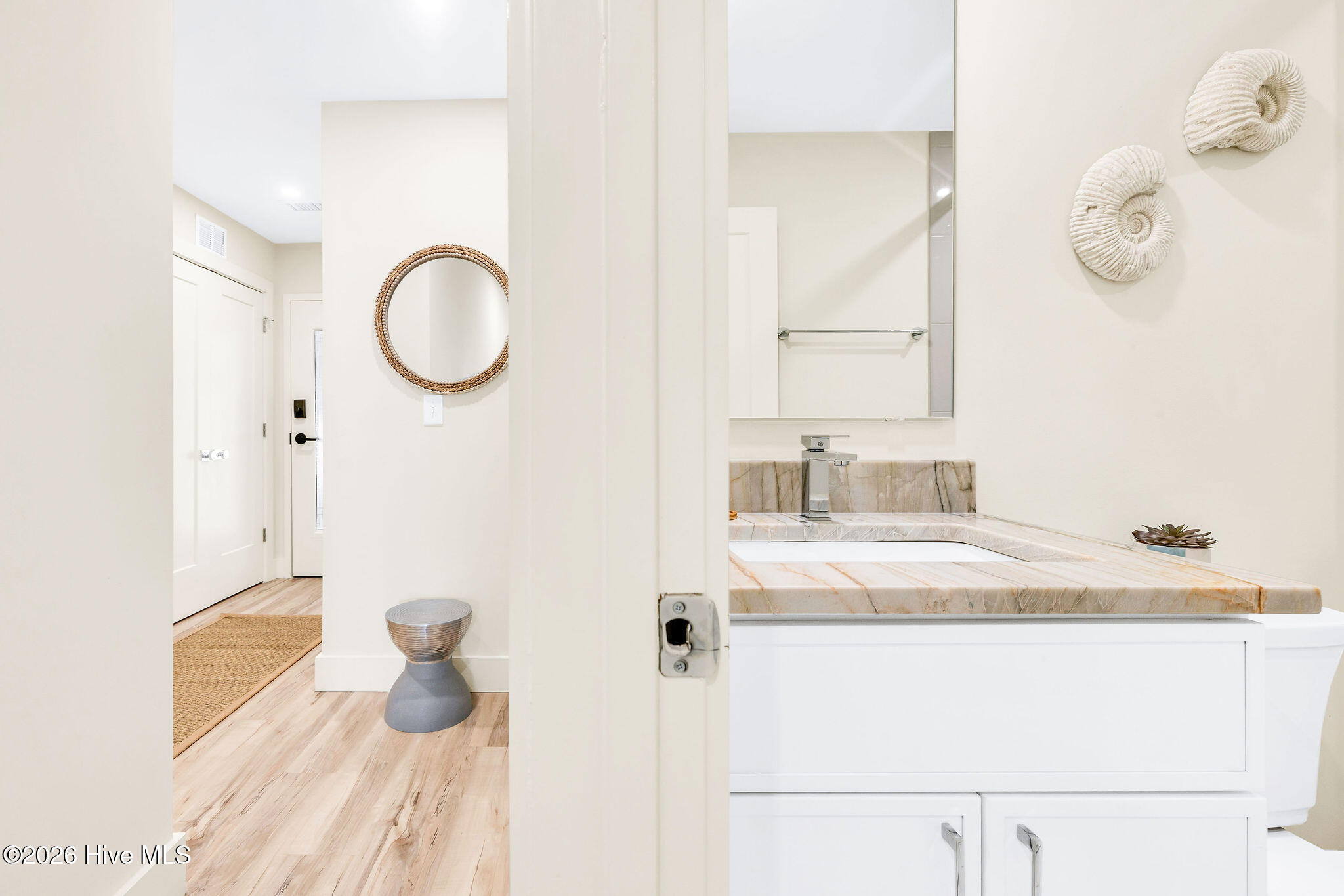 1800 Canal Drive Unit 305