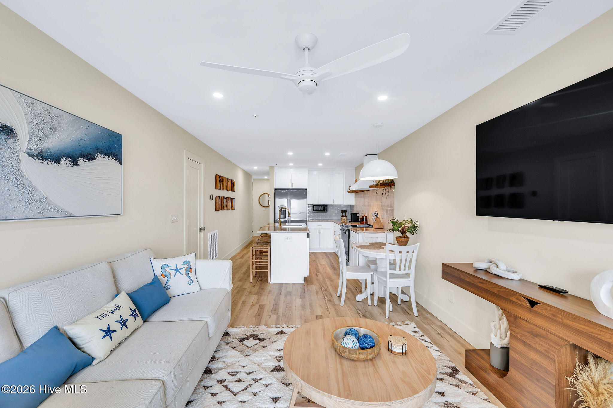 1800 Canal Drive Unit 305