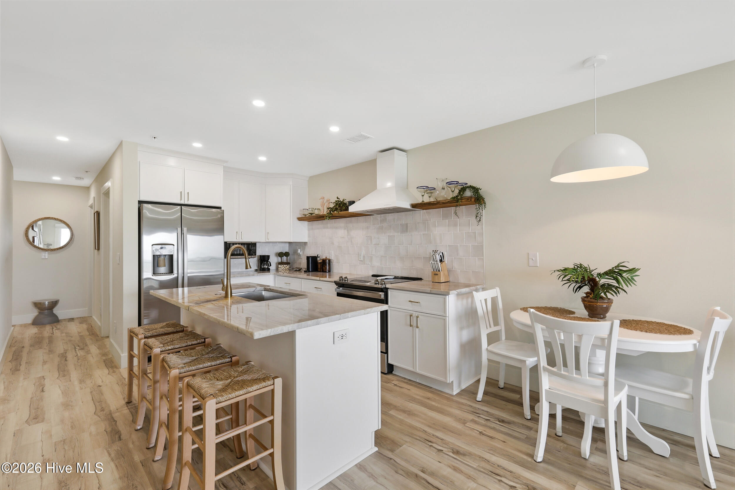 1800 Canal Drive Unit 305