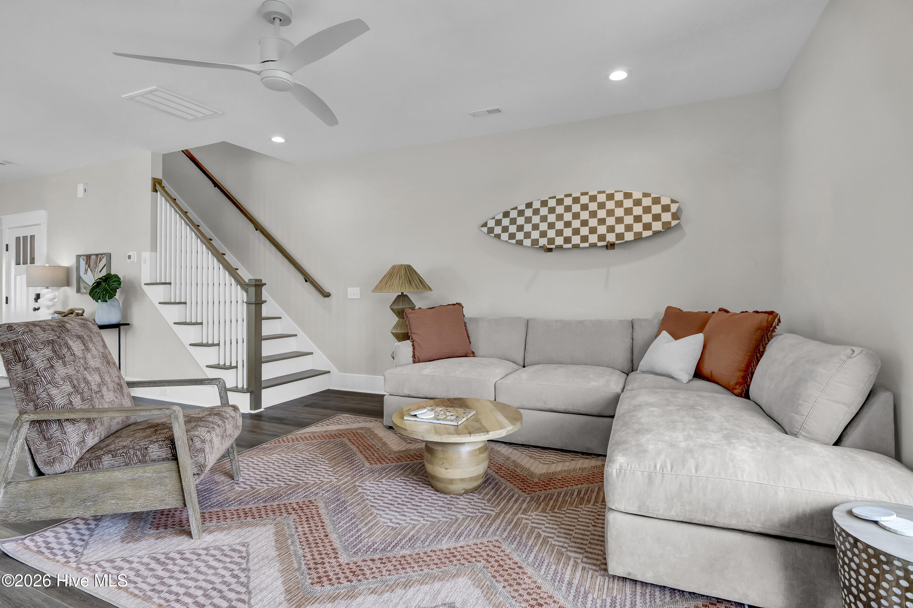 906 Second Street S 2