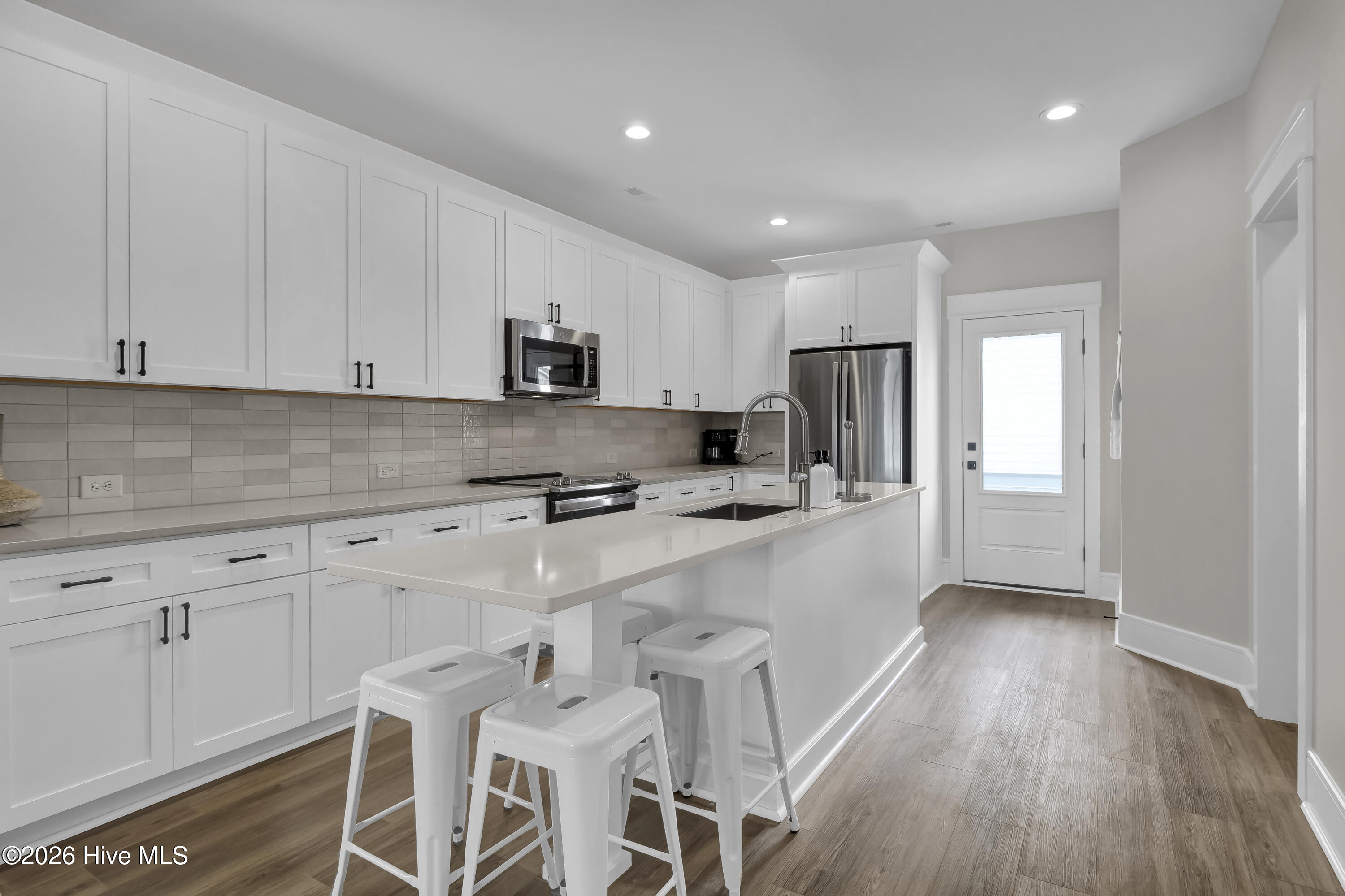 906 Second Street S 2