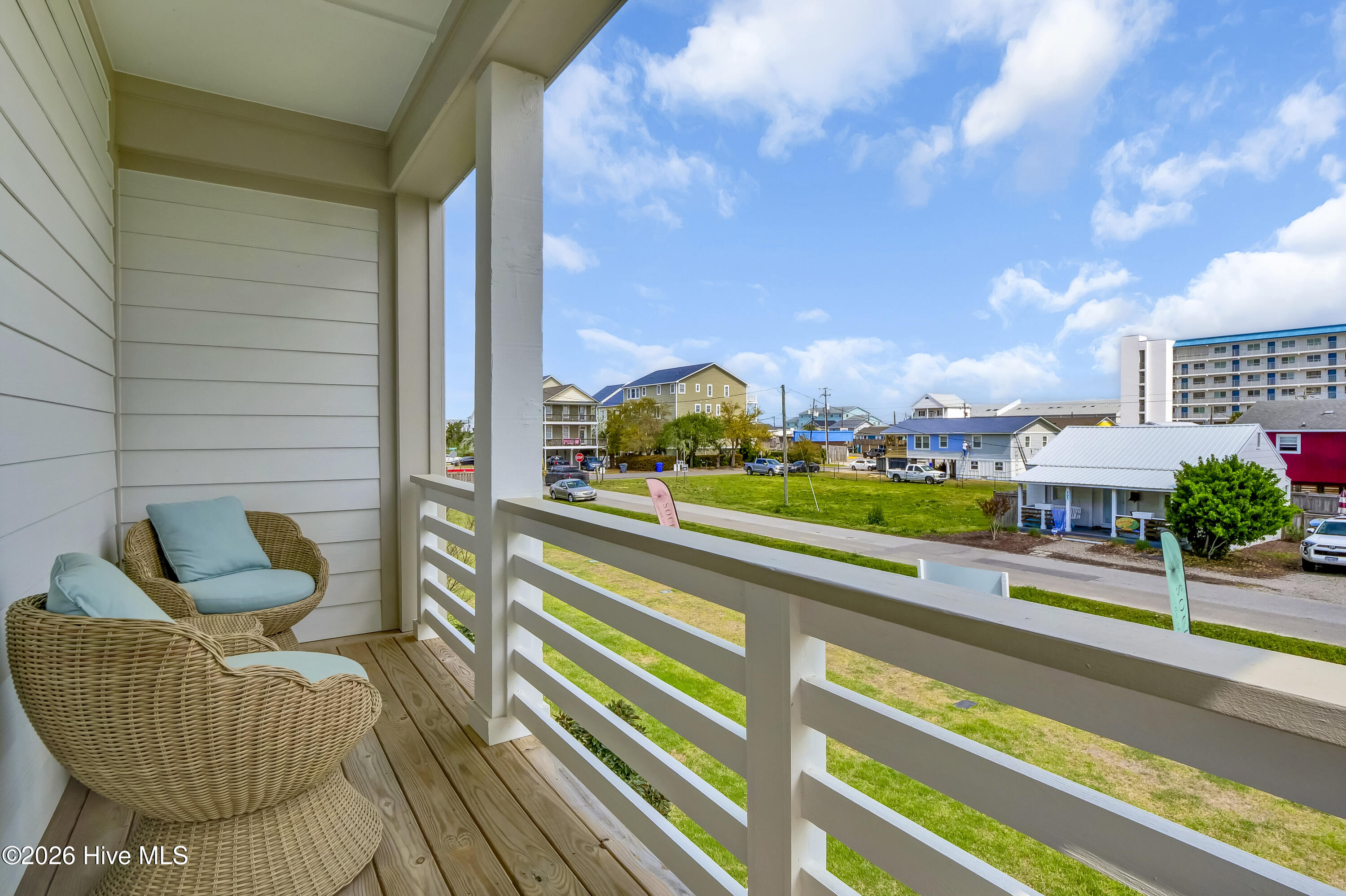 906 Second Street S 2