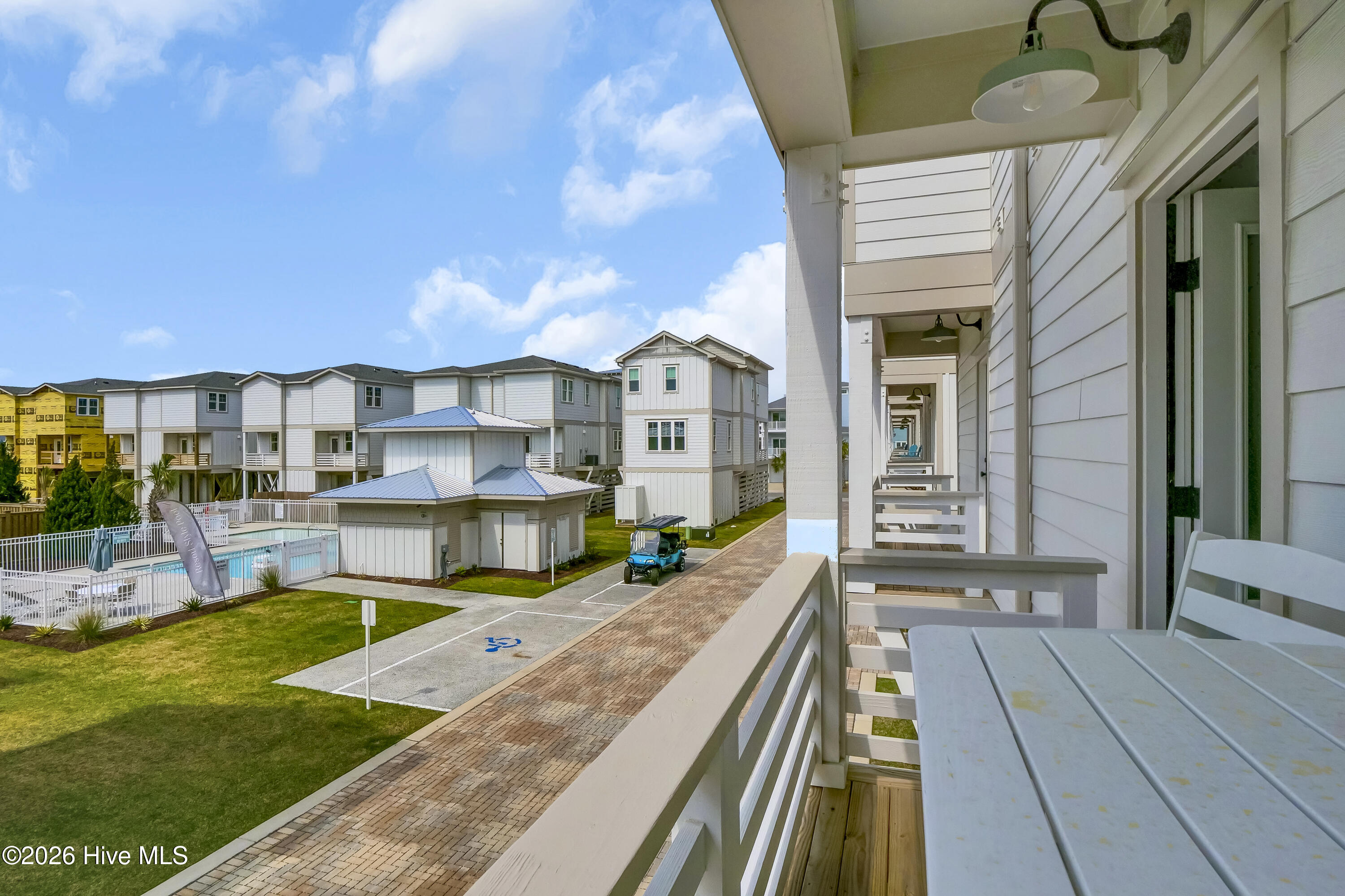 906 Second Street S 2