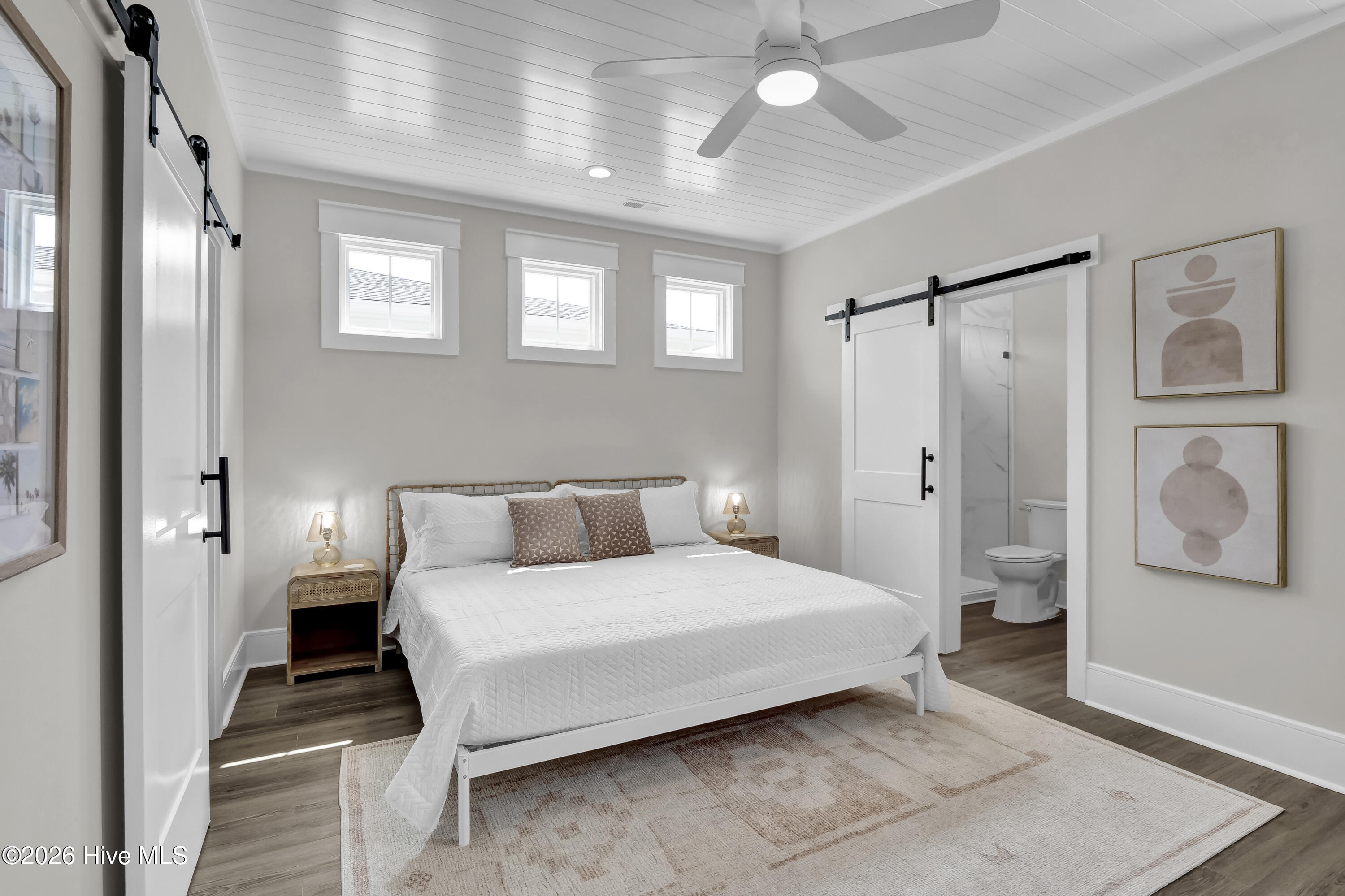 906 Second Street S 2