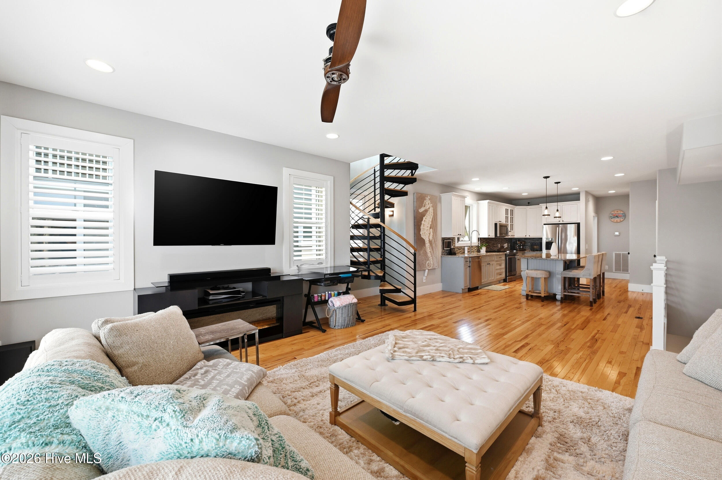 302 Alabama Avenue Unit 2