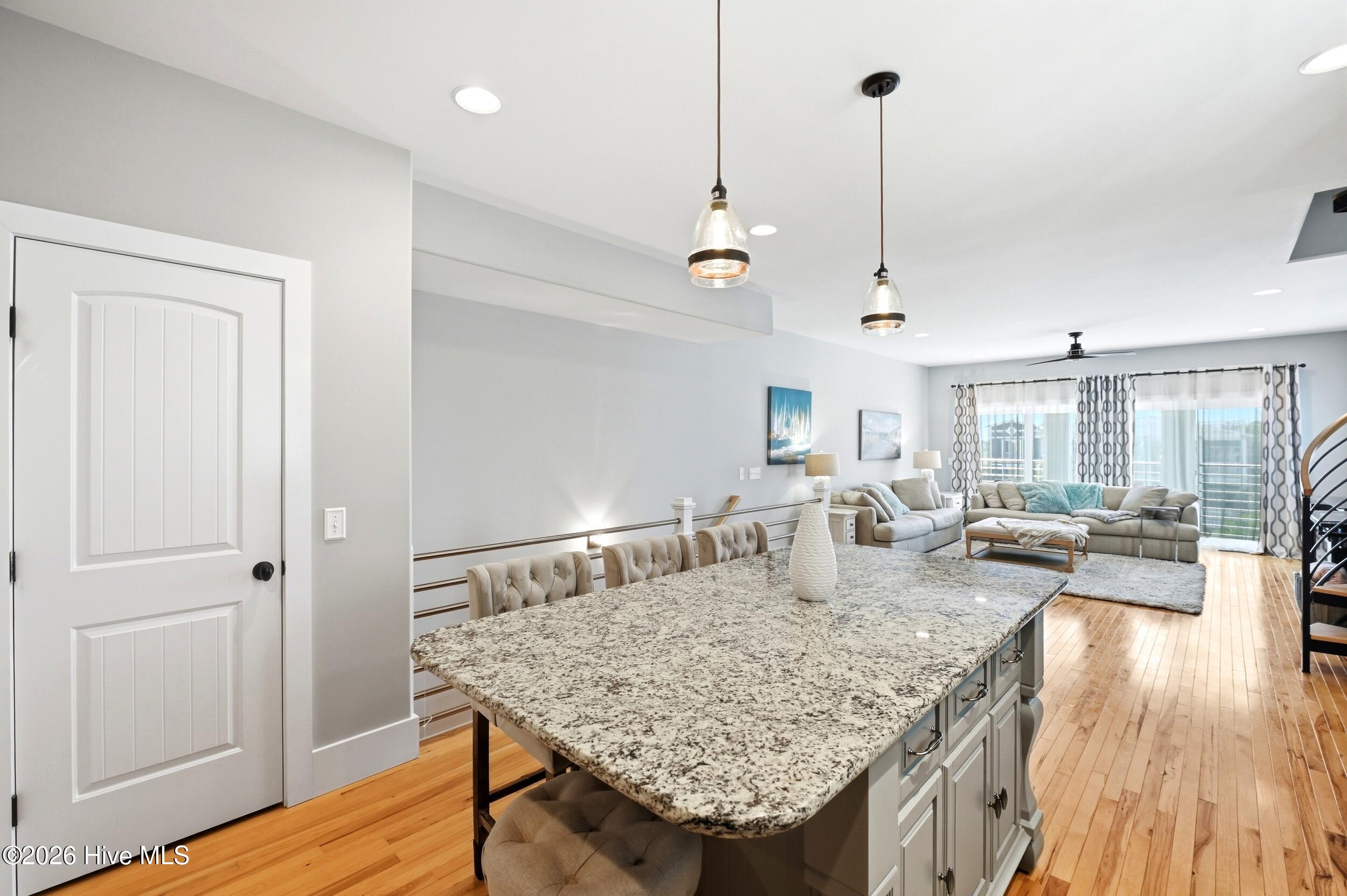 302 Alabama Avenue Unit 2