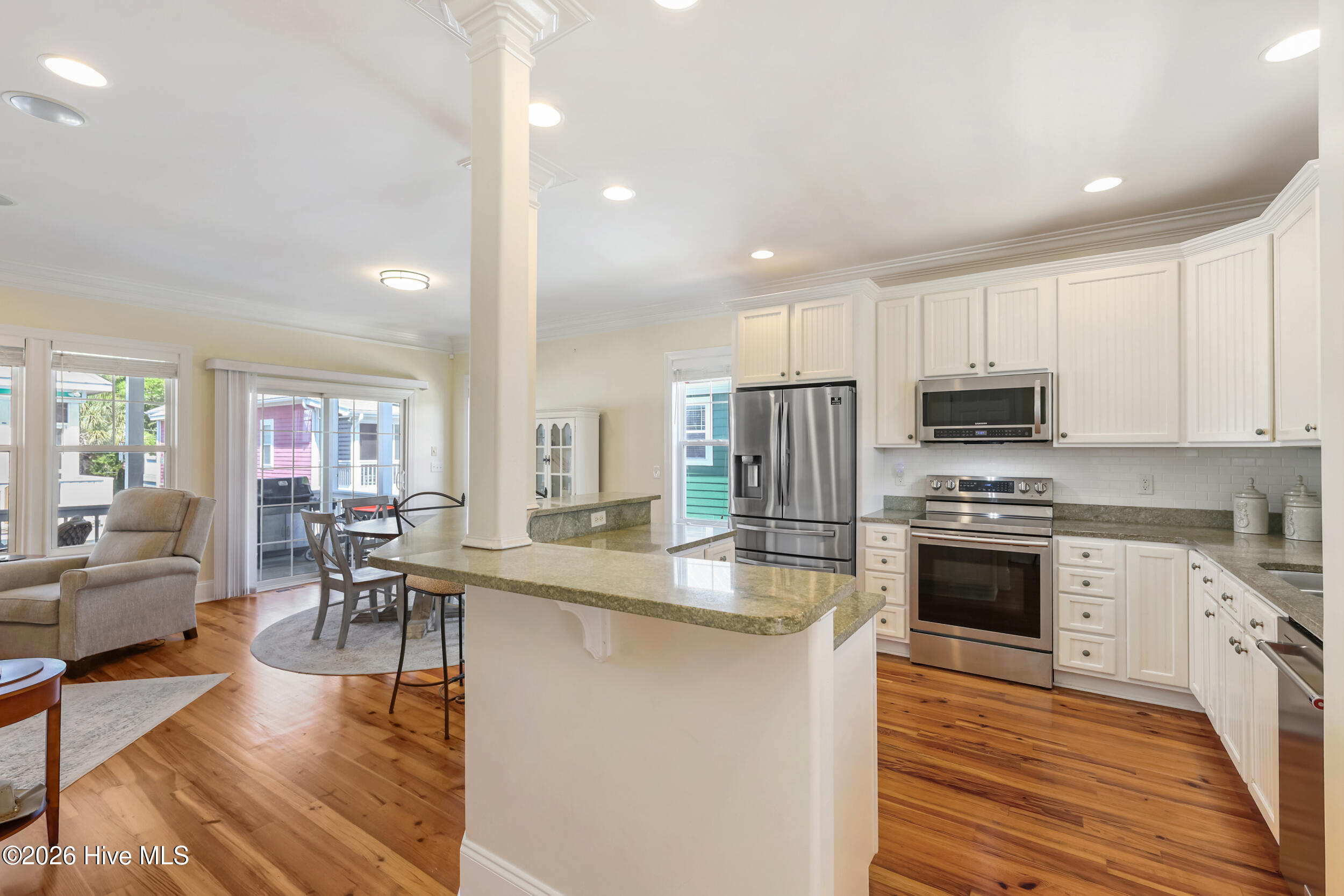 1706 Searay Lane