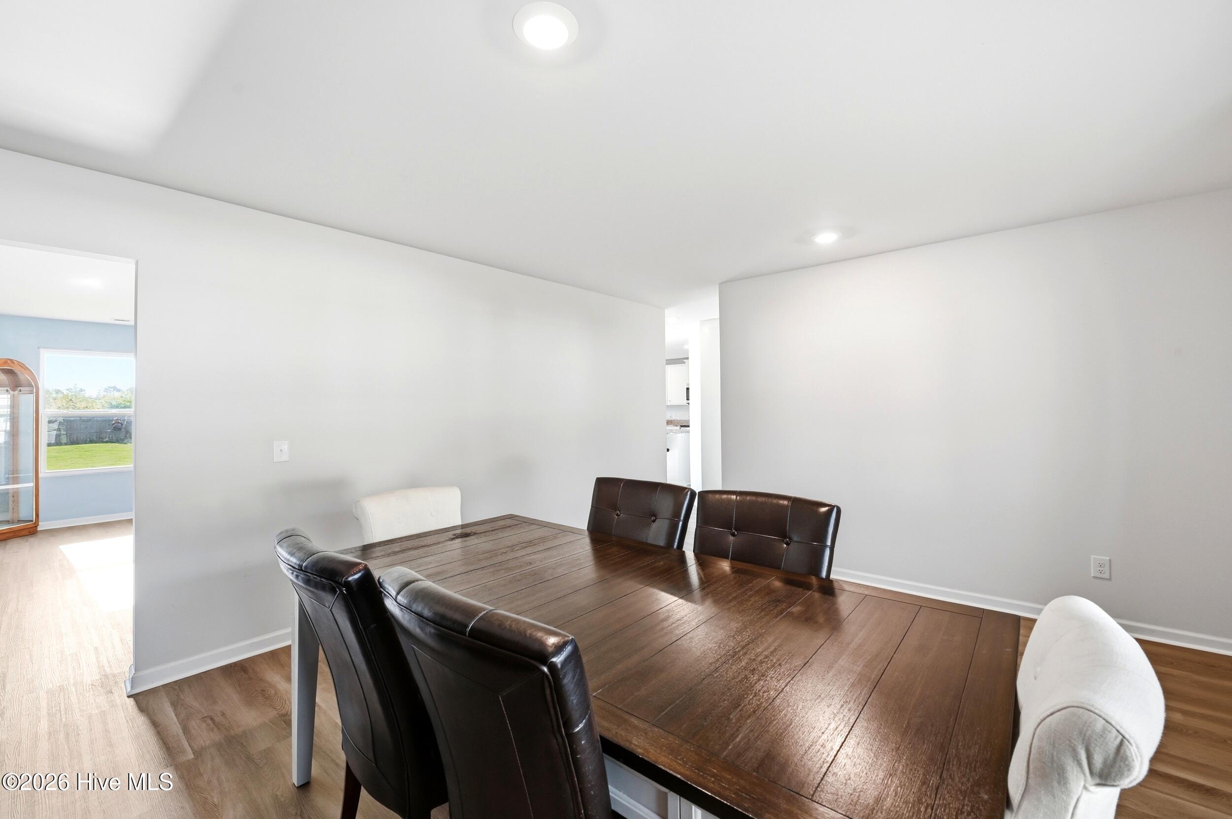 697 Poppleton Drive