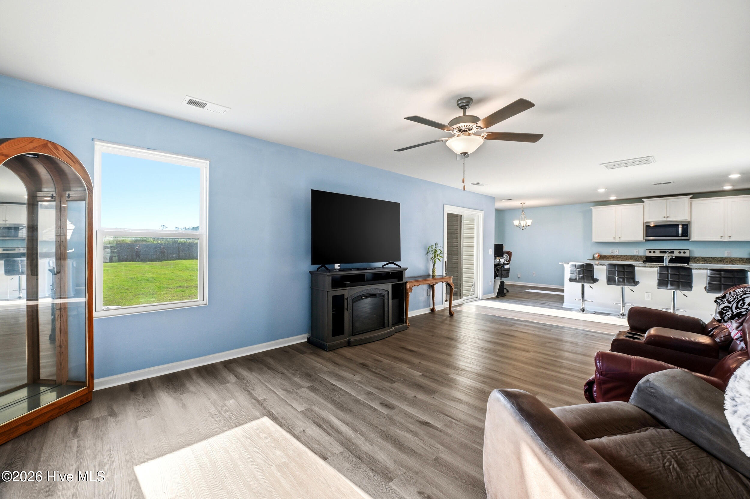 697 Poppleton Drive