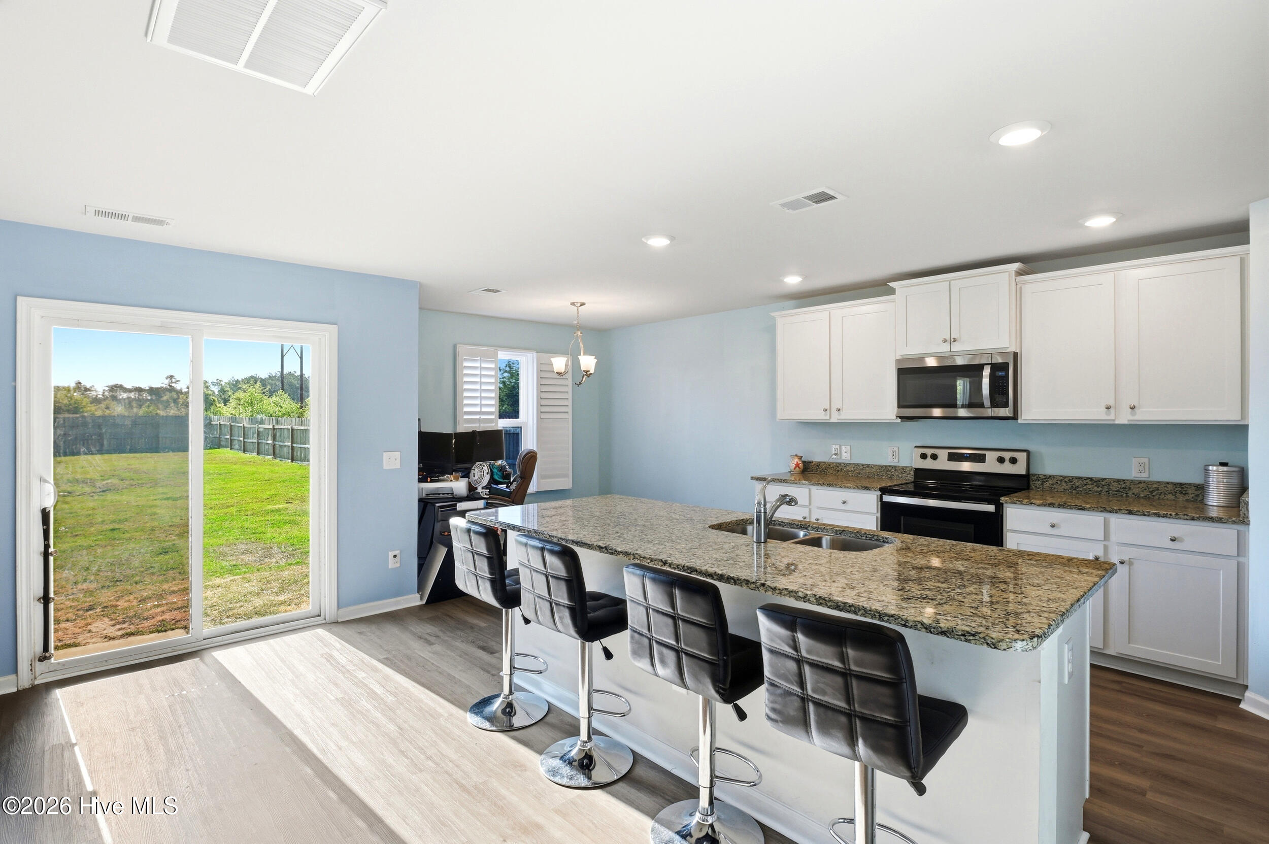 697 Poppleton Drive