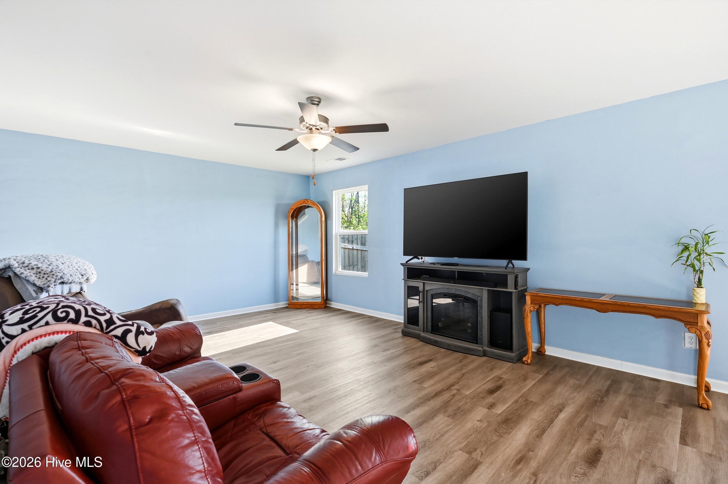697 Poppleton Drive