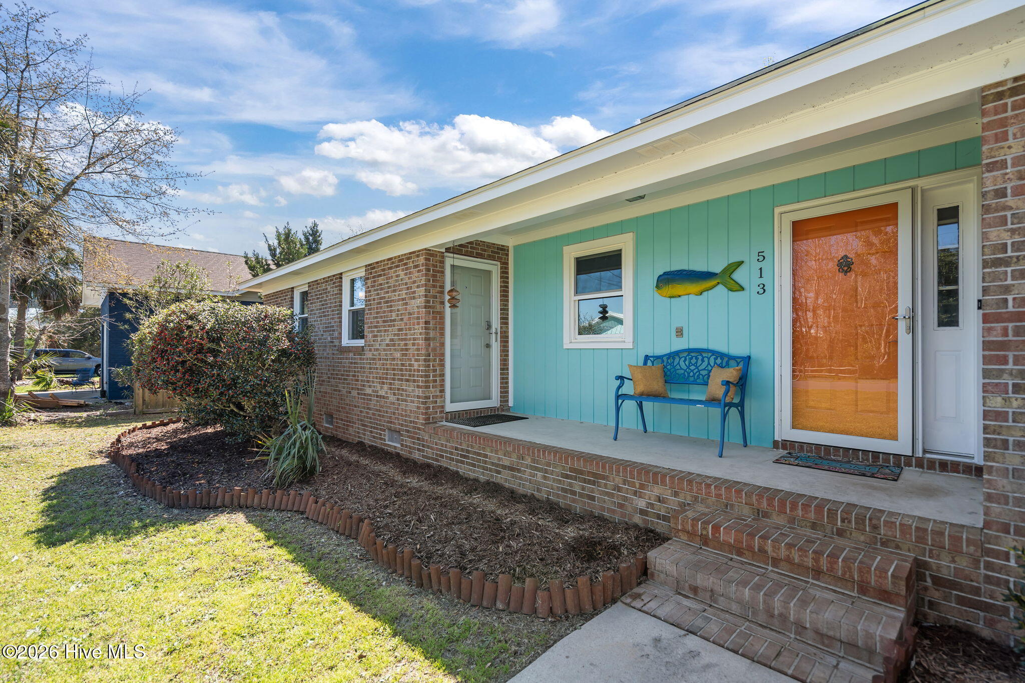 513 Hamlet Avenue