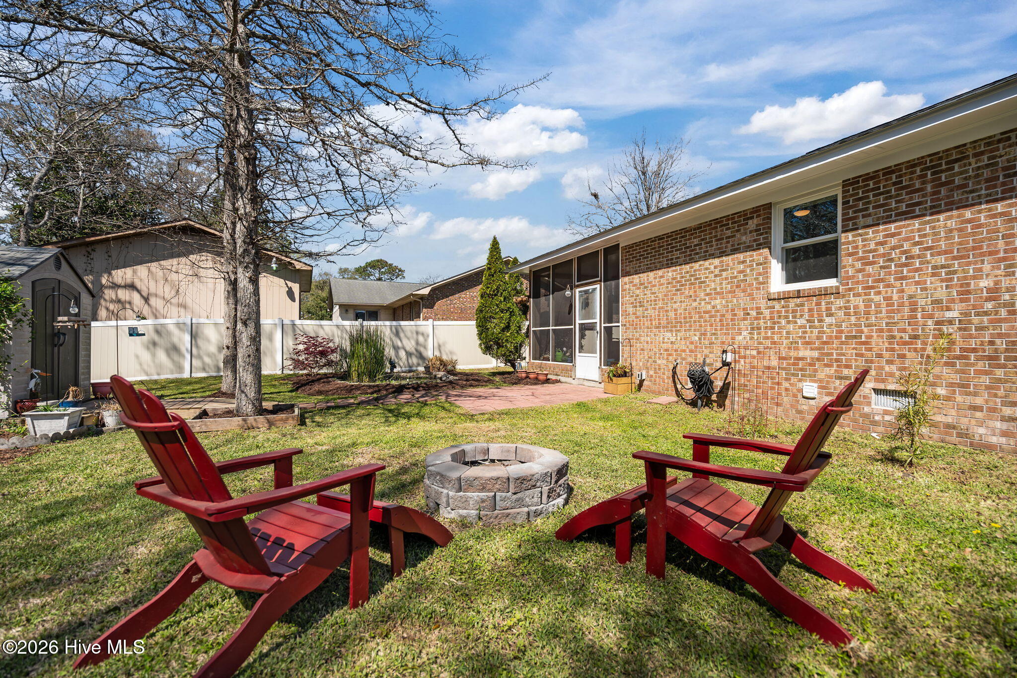 513 Hamlet Avenue