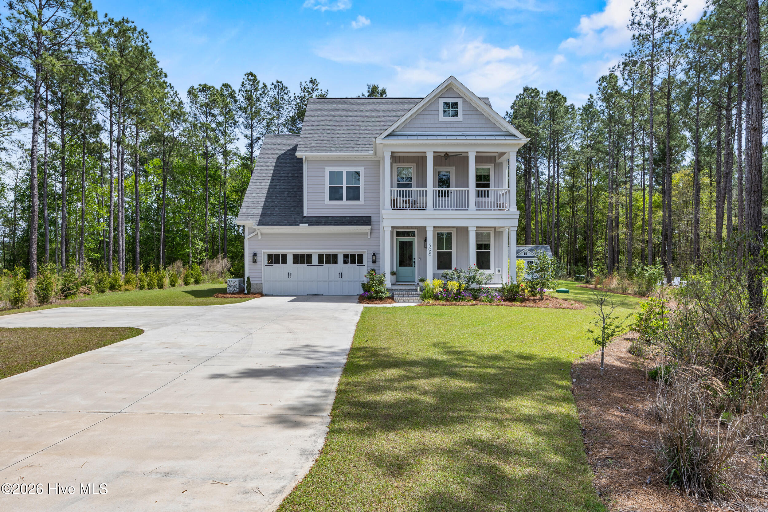 598 Saratoga Way