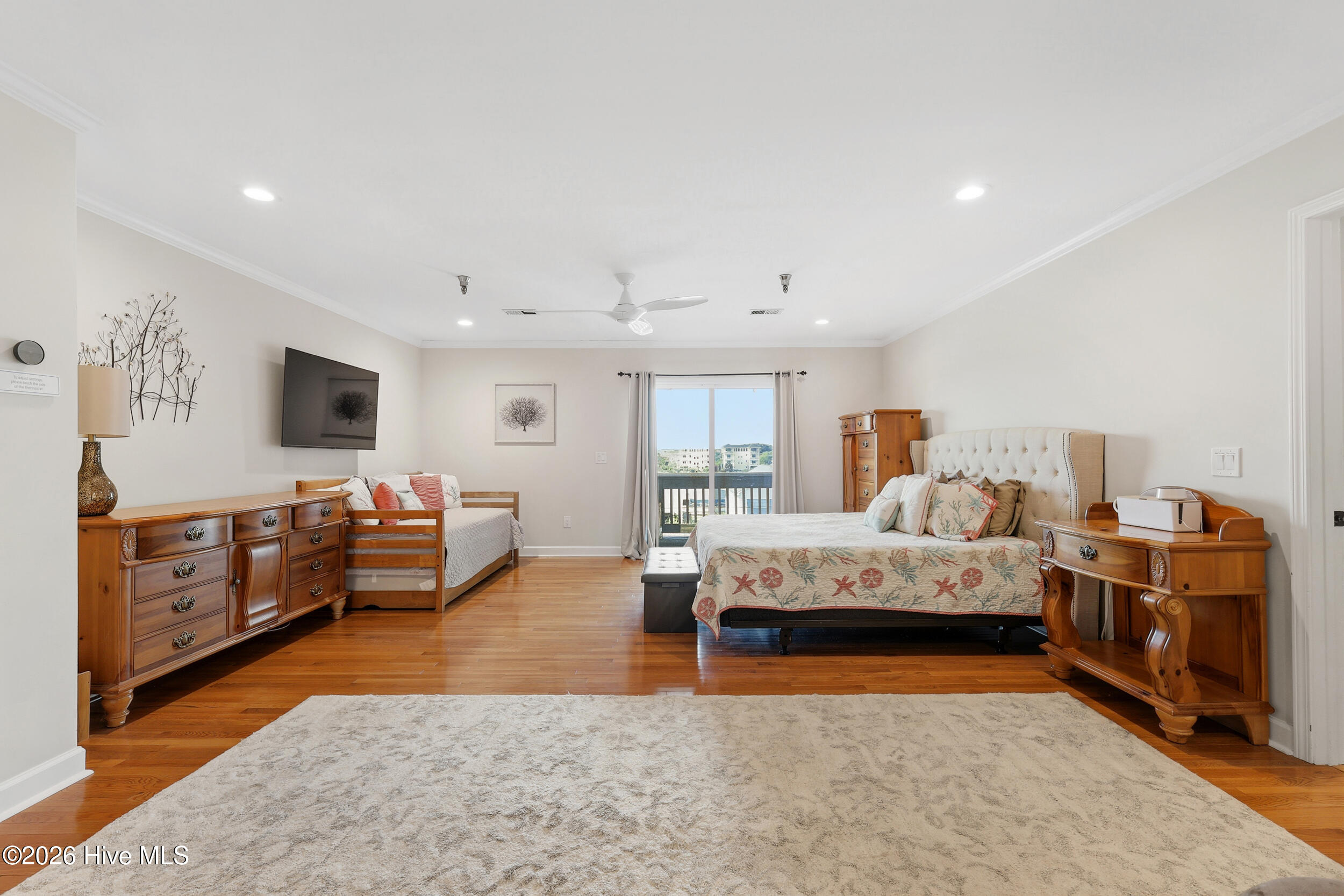 306 Lake Park Boulevard S 302
