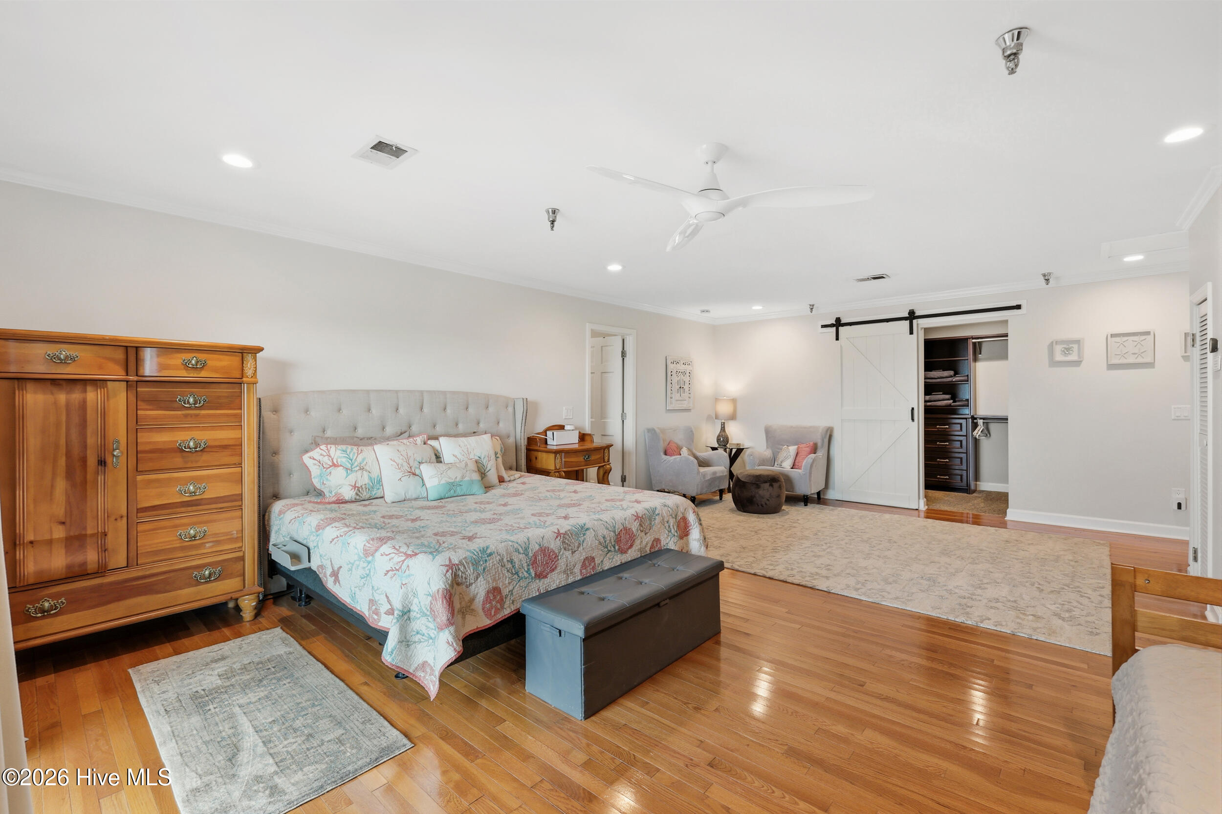 306 Lake Park Boulevard S 302