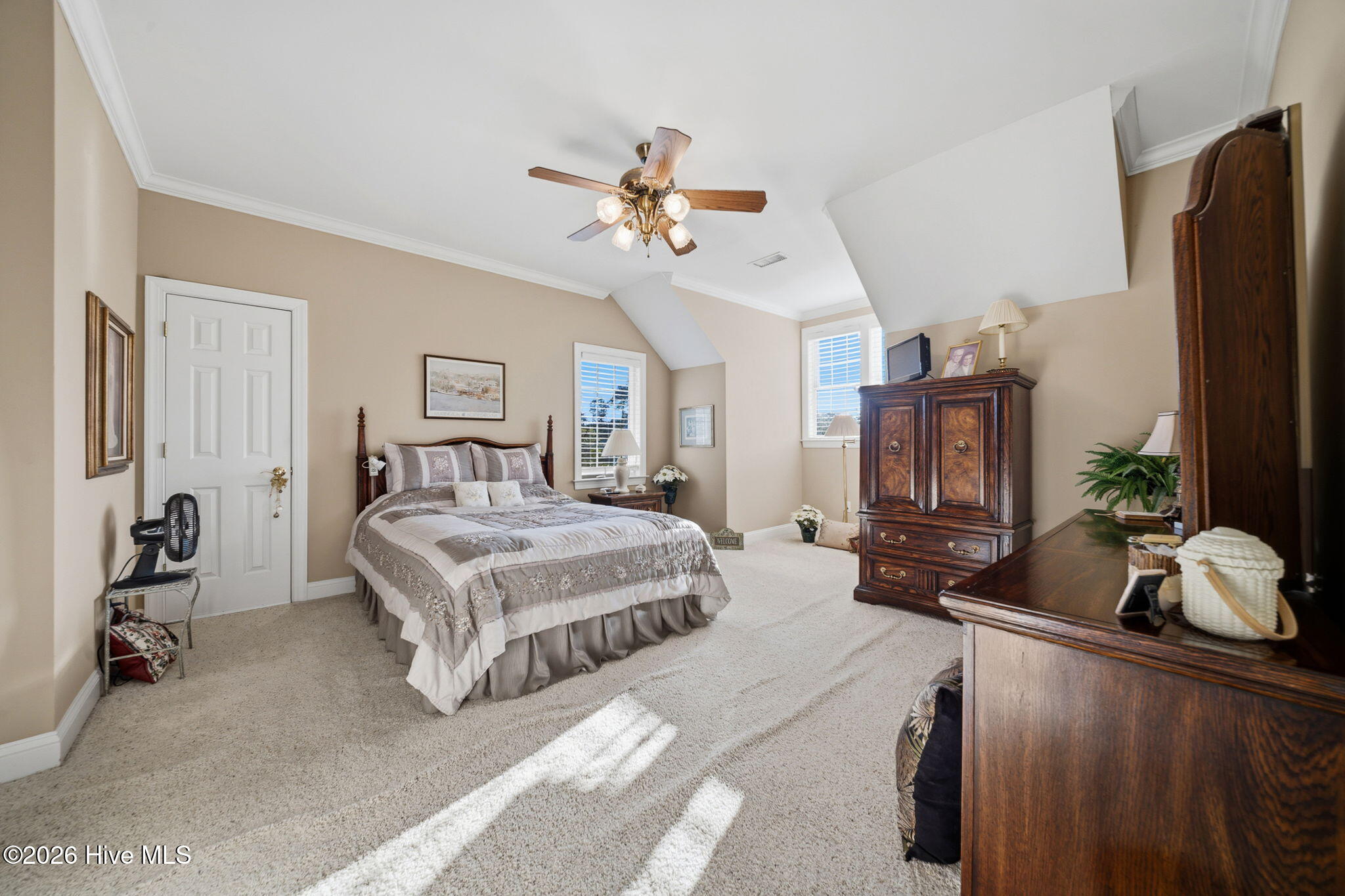 5913 Hunters Mill Lane