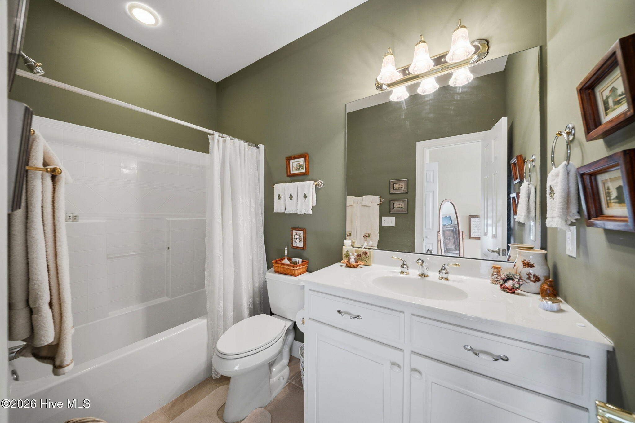 5913 Hunters Mill Lane