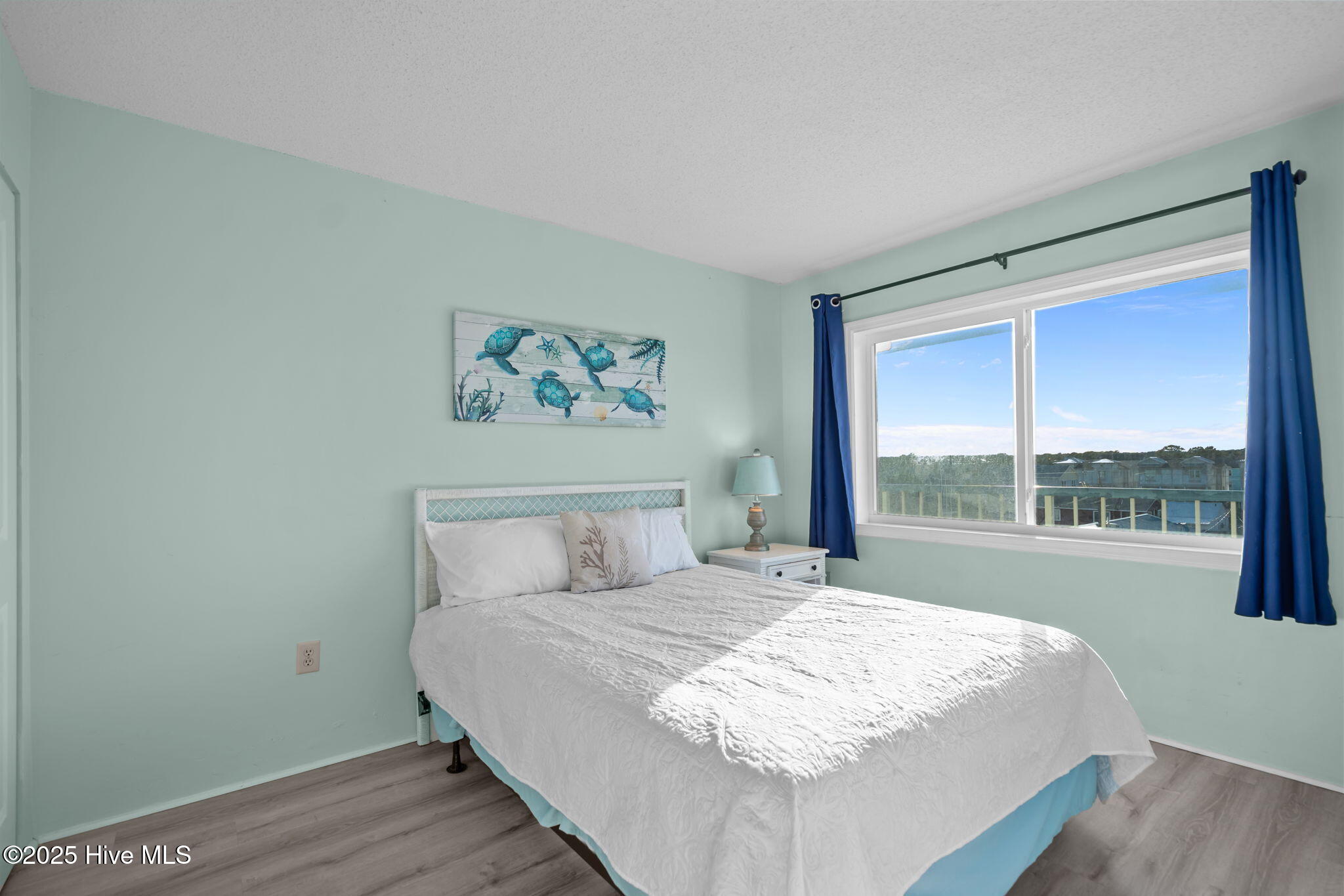 901 S Lake Park Boulevard Unit 304