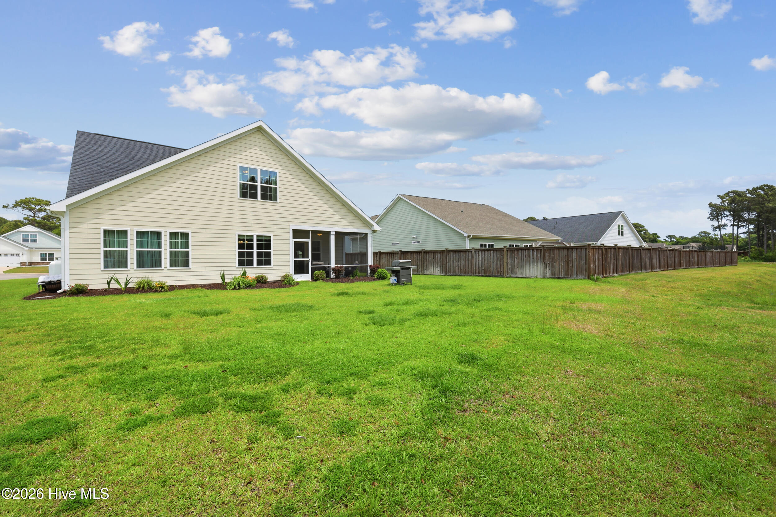 1512 Grove Lane