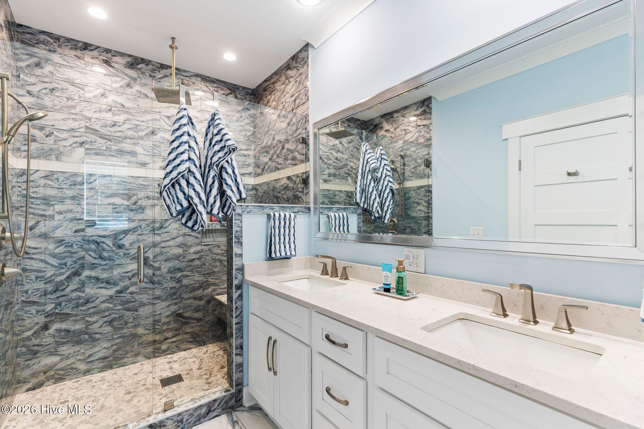 304 Birmingham Avenue Unit 1