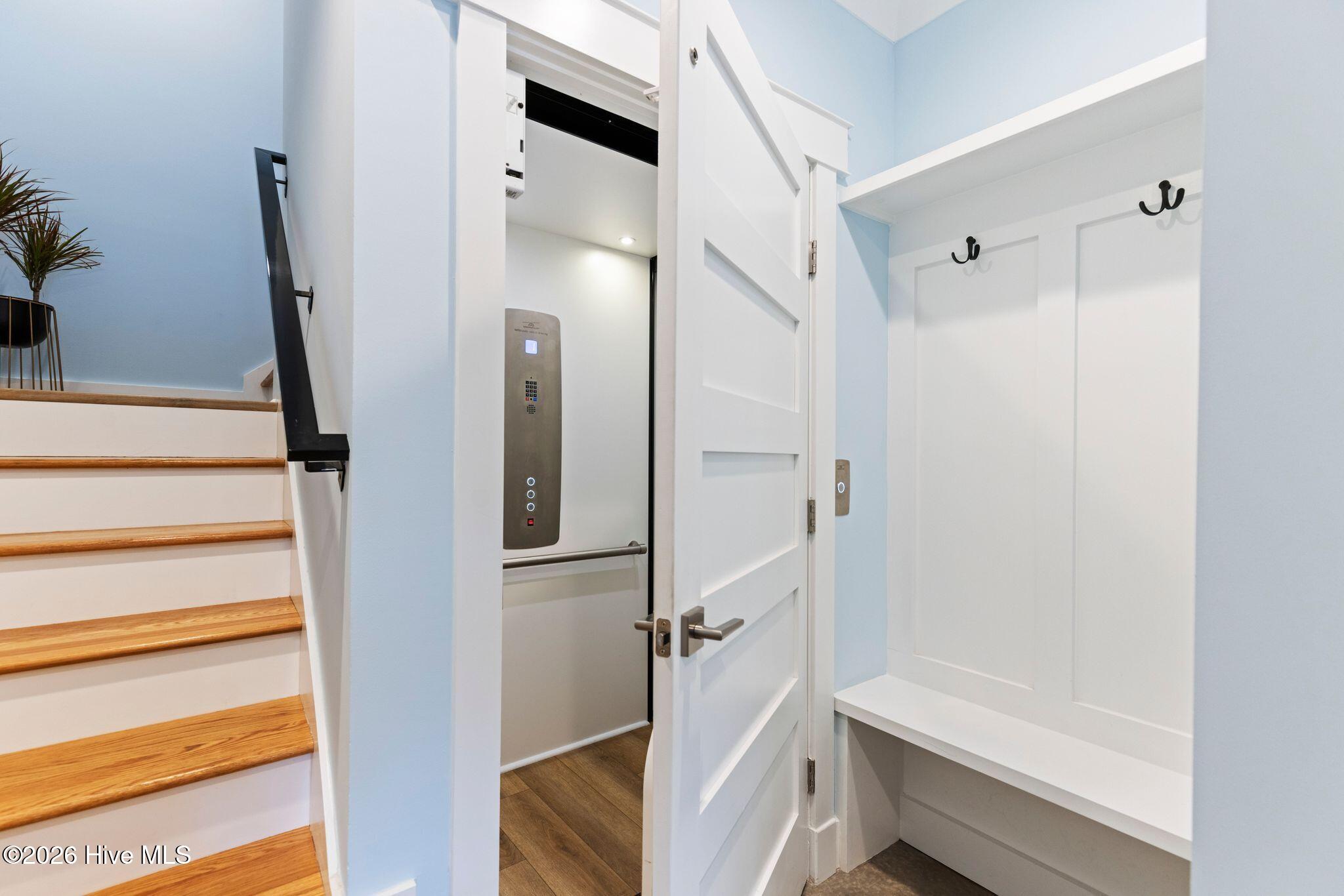 304 Birmingham Avenue Unit 1