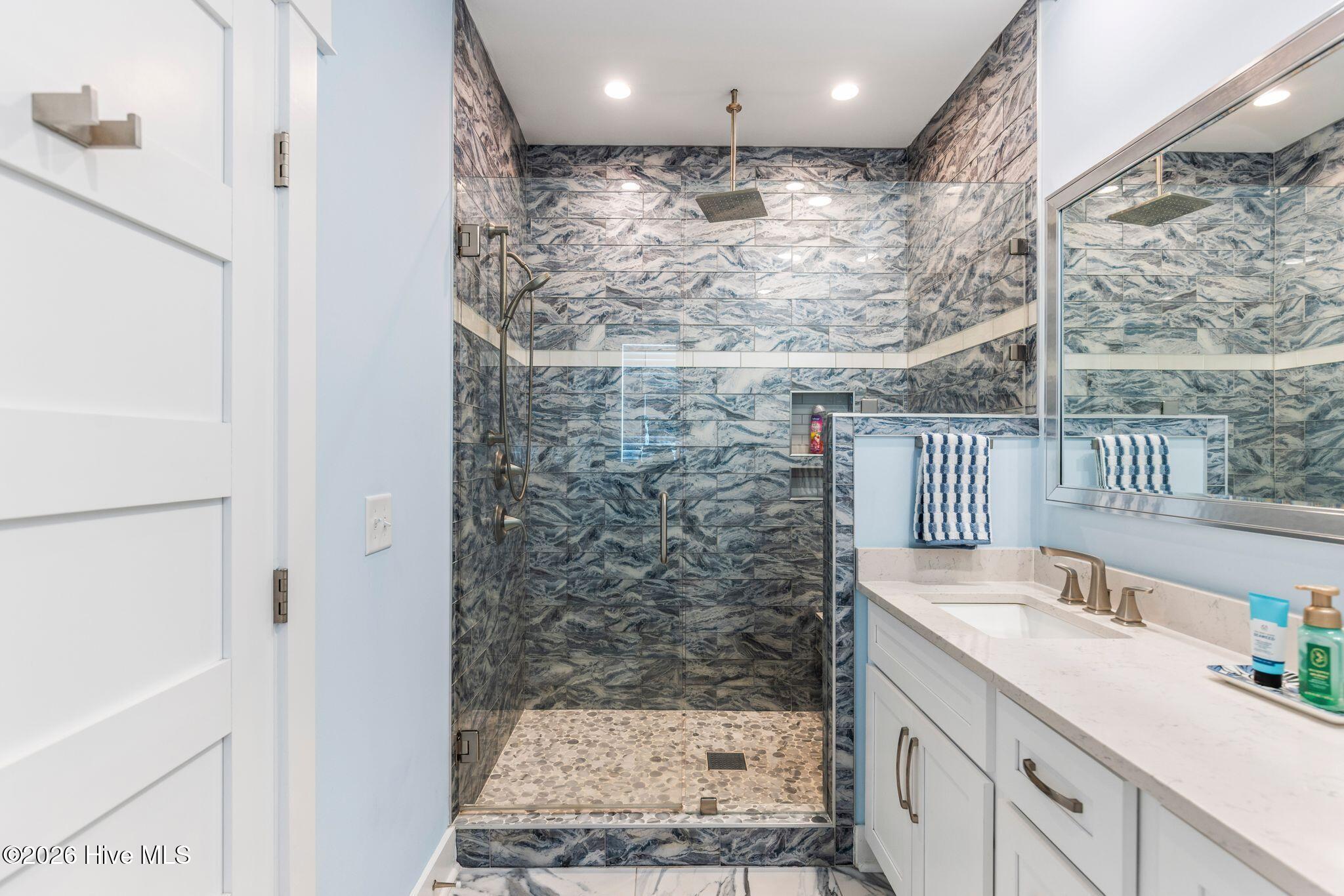 304 Birmingham Avenue Unit 1