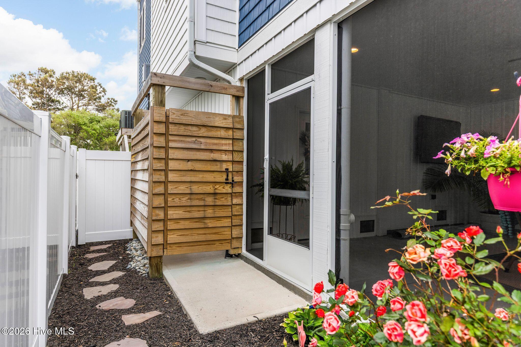 304 Birmingham Avenue Unit 1