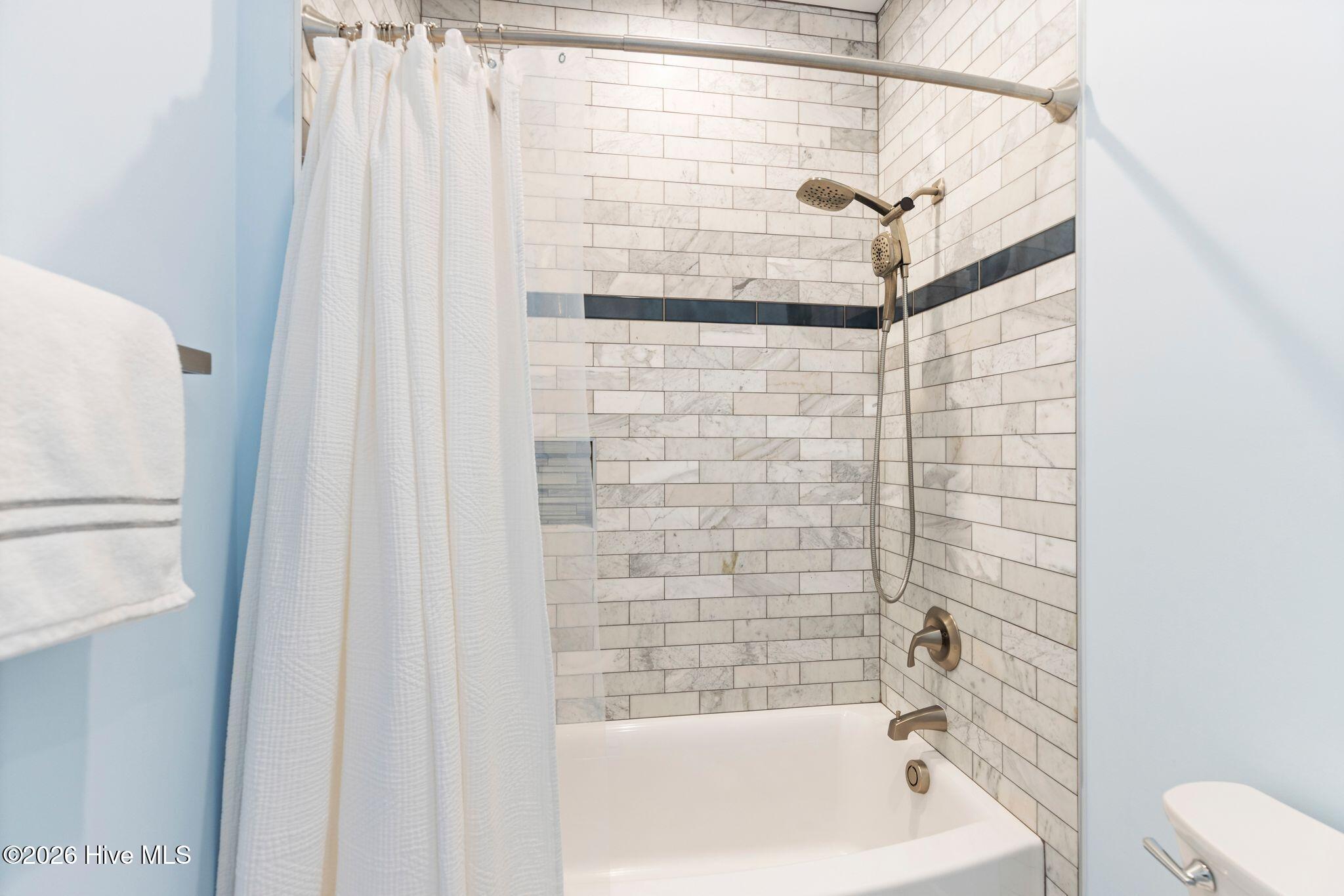 304 Birmingham Avenue Unit 1