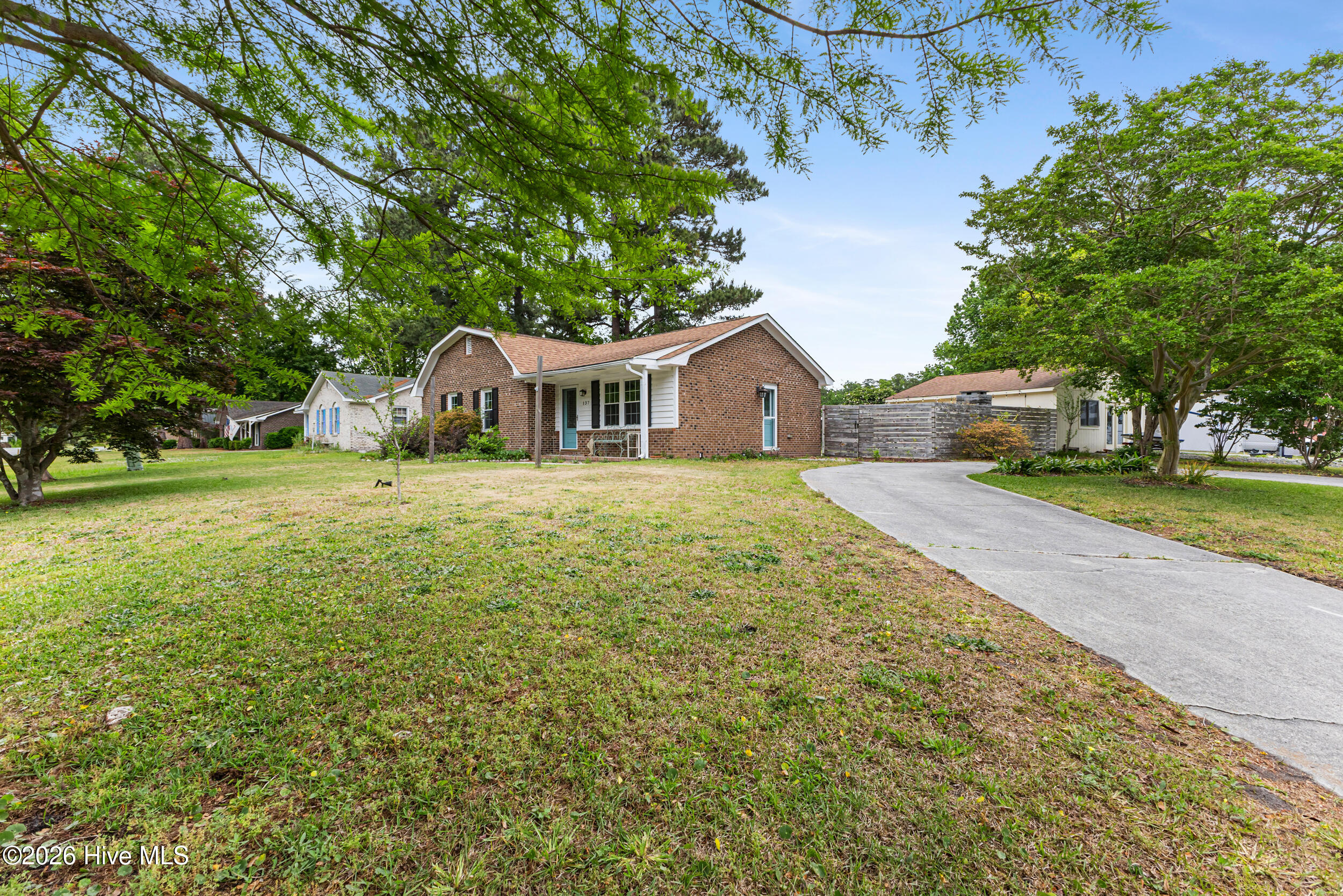 137 Candlewood Drive