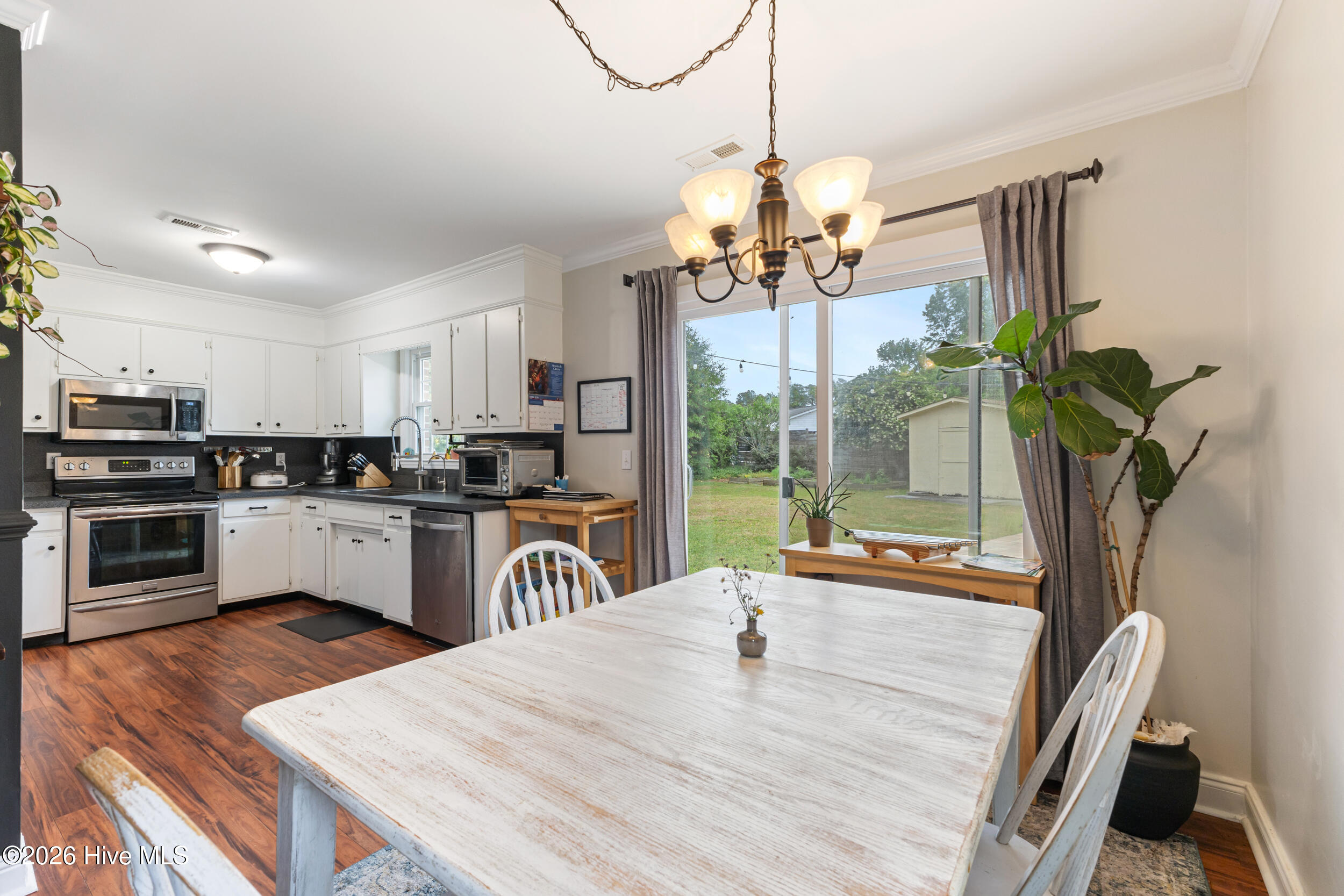 137 Candlewood Drive