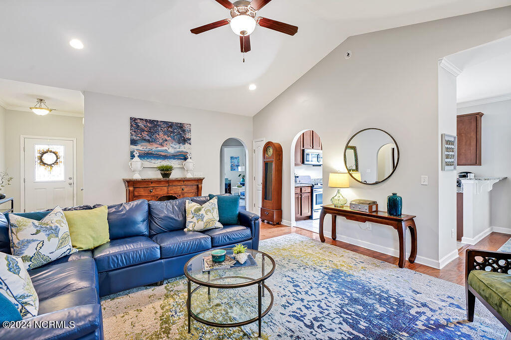 320 Craftsman Way