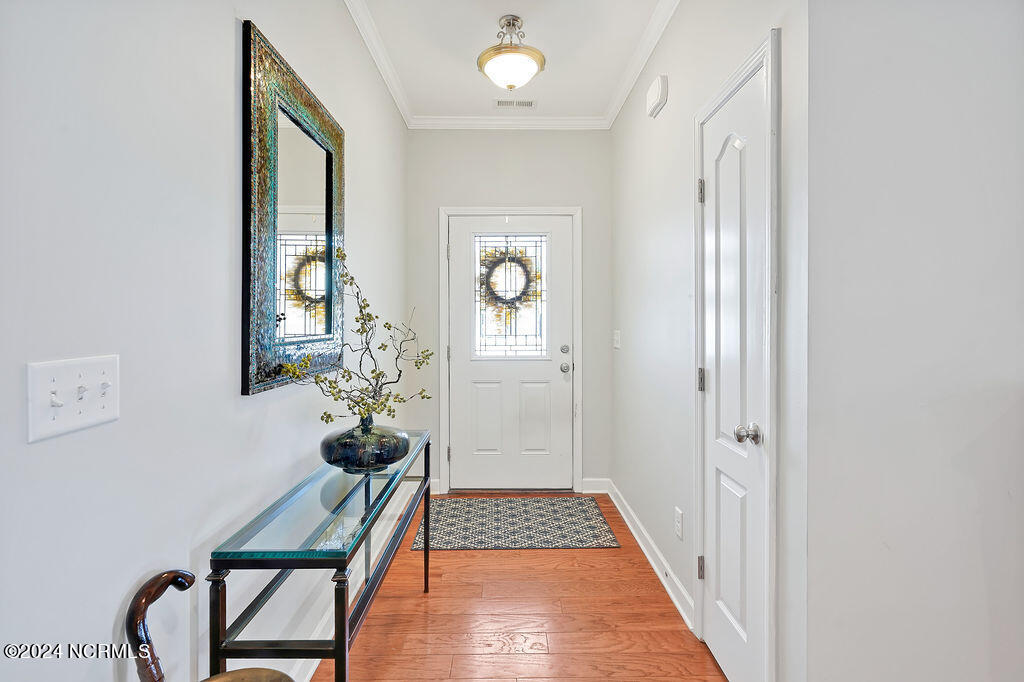 320 Craftsman Way