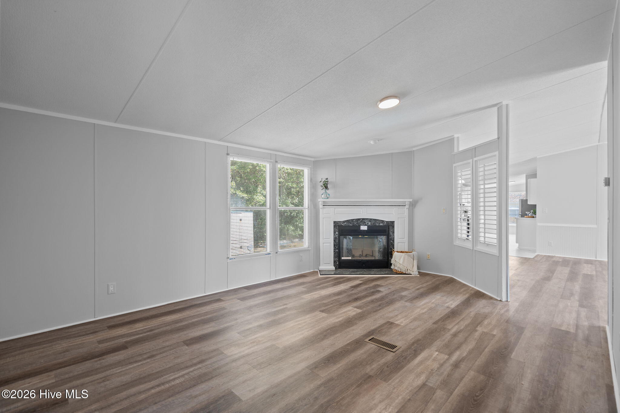 414 Evanston Drive