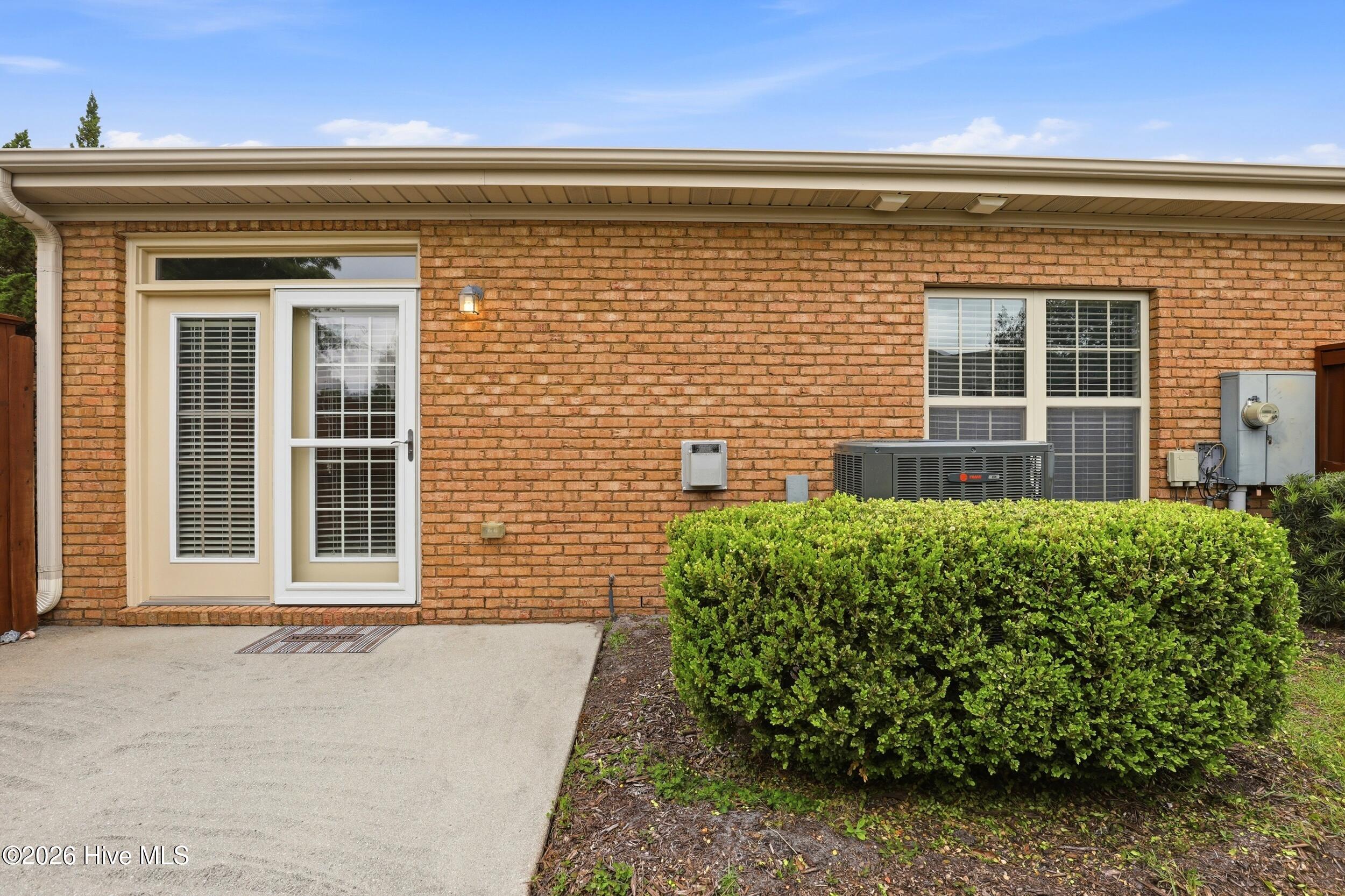 1045 Ryans Court