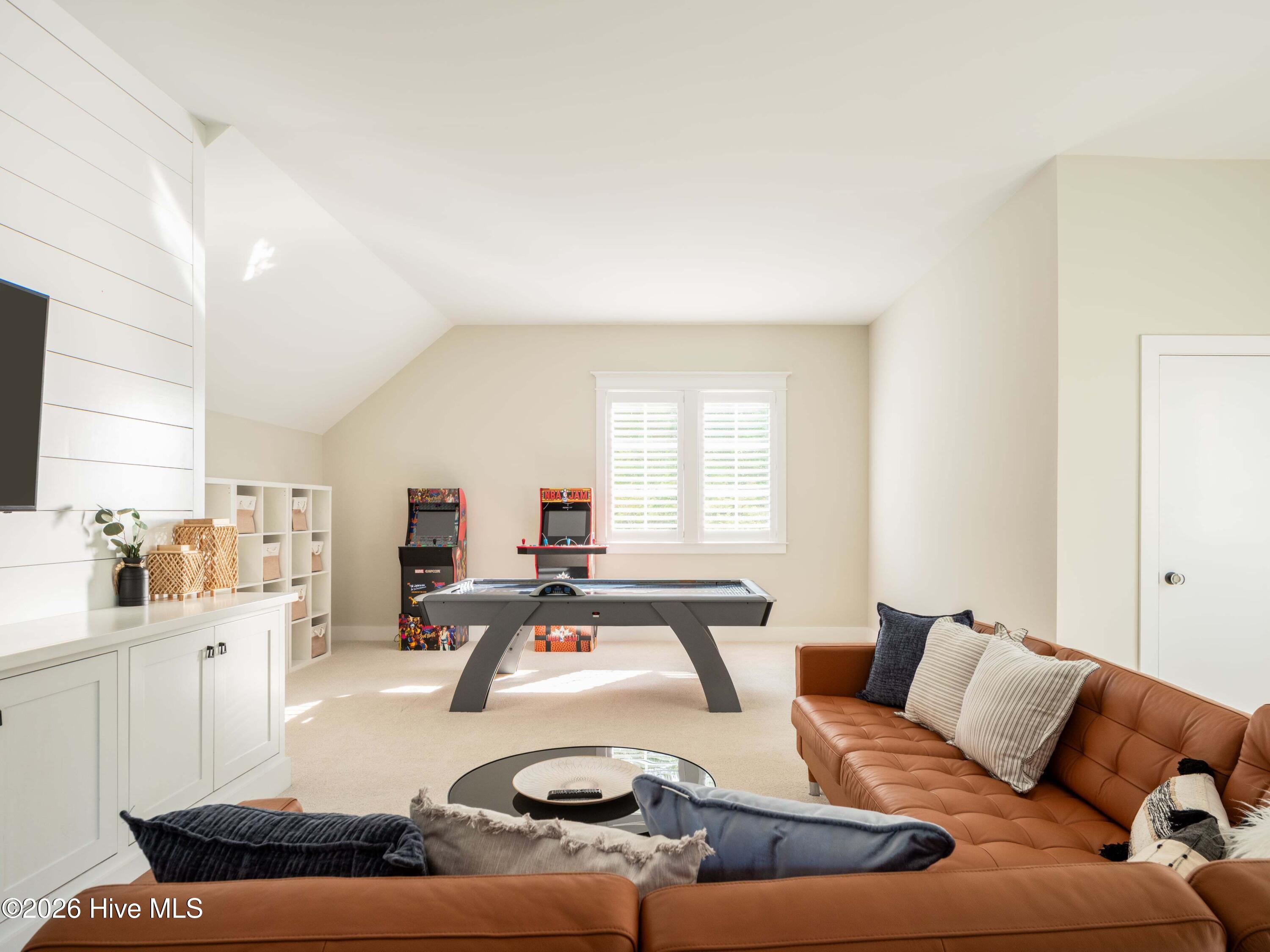 910 Johns Orchard Lane