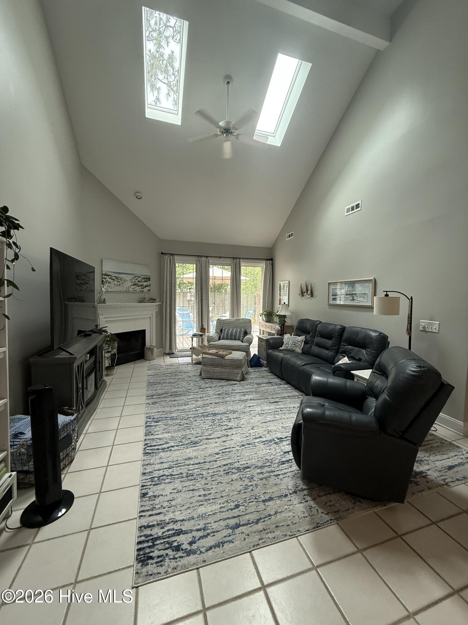 233 Racine Drive Unit 32