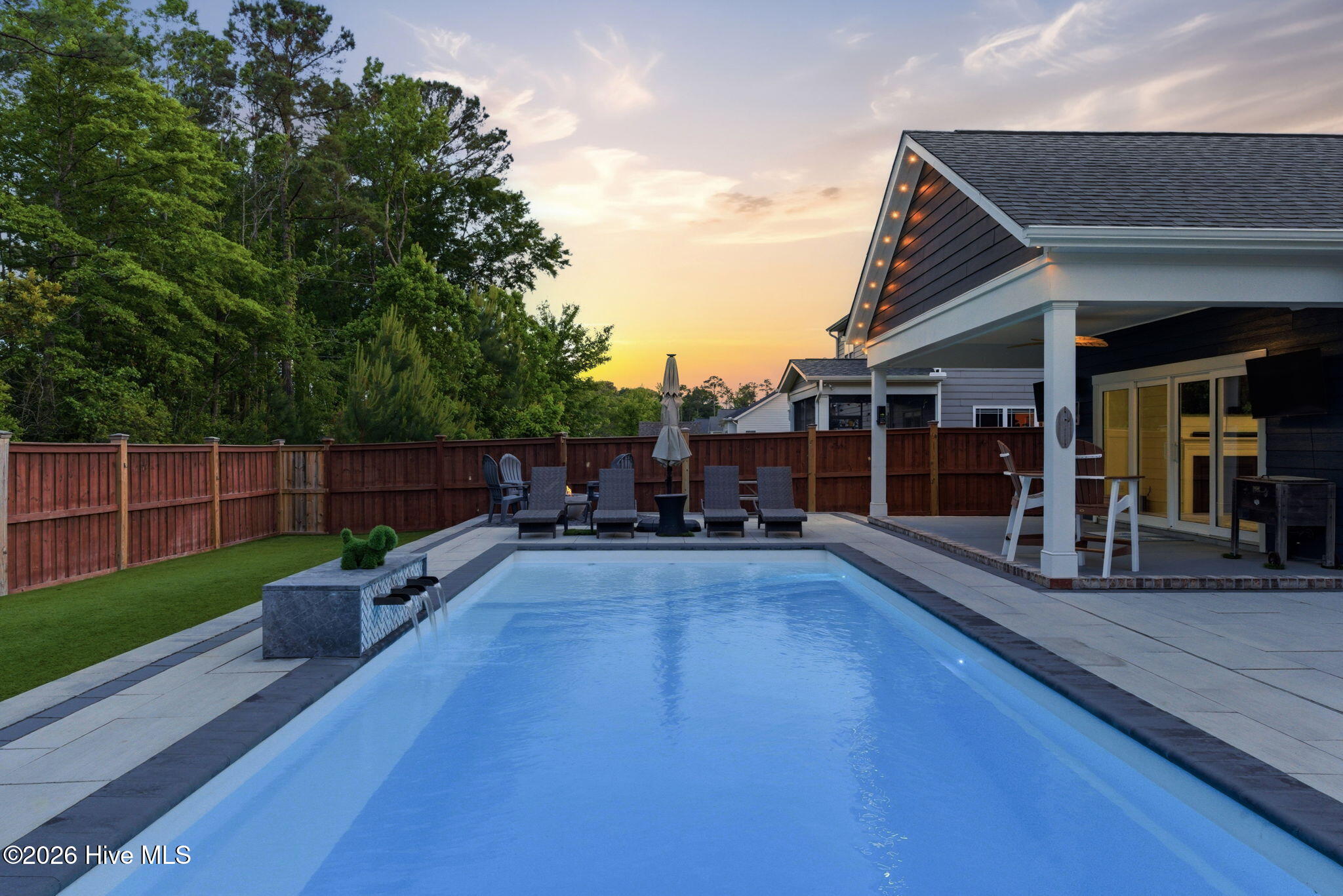 5613 Pinecone Place