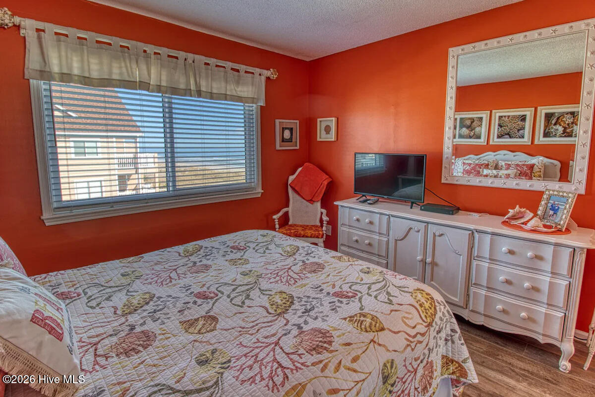 1101 S Lake Park Boulevard Unit C27