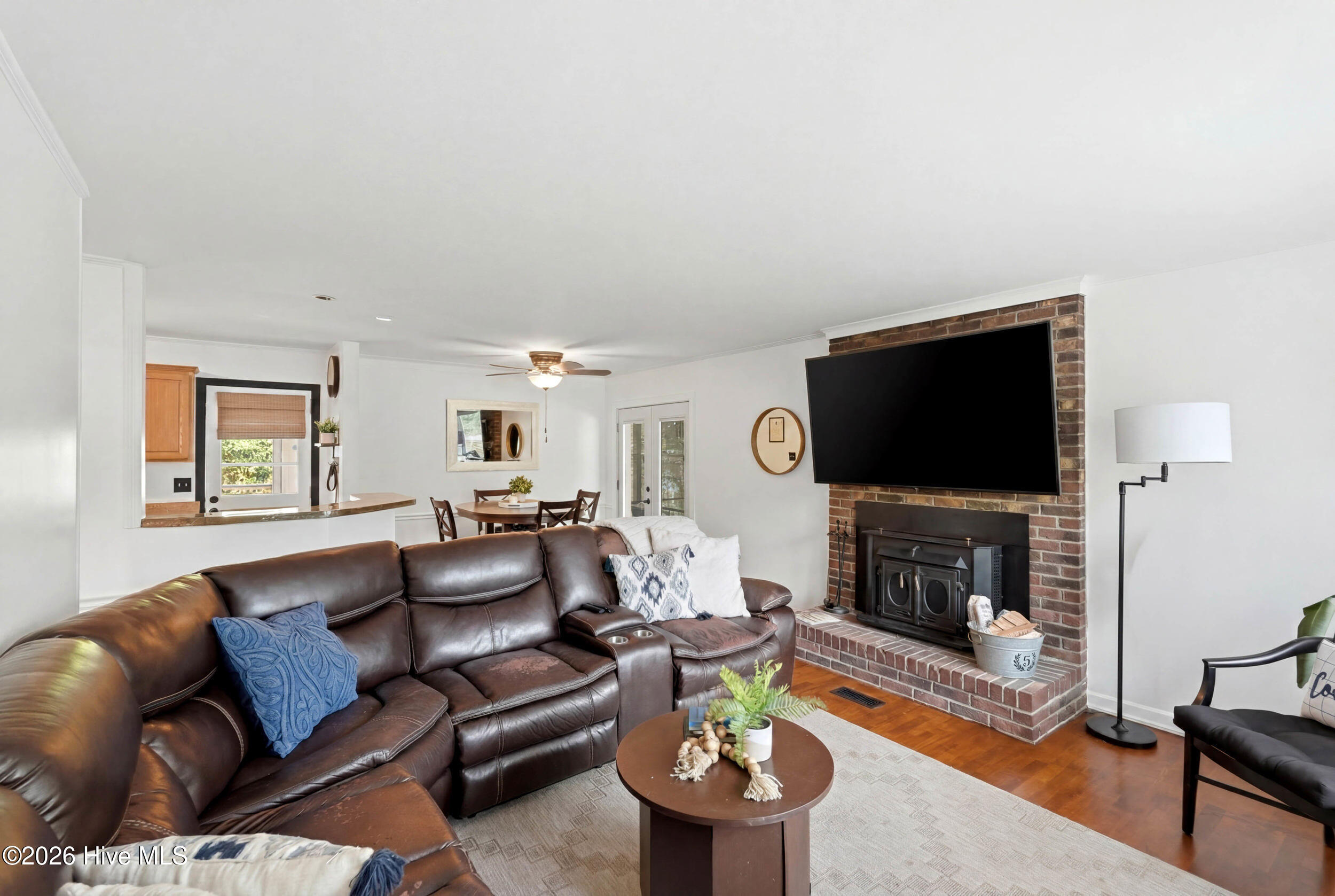805 Adelaide Drive