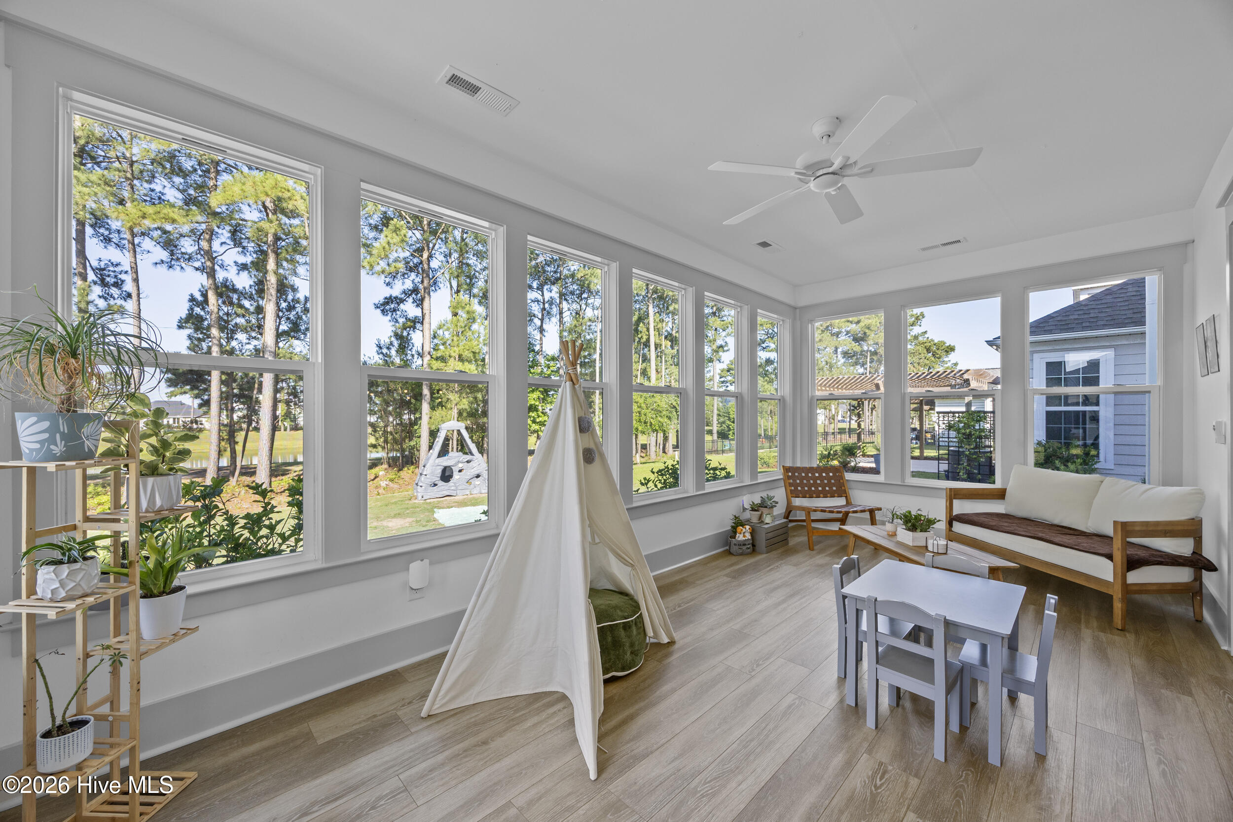 524 Moss Lake Lane