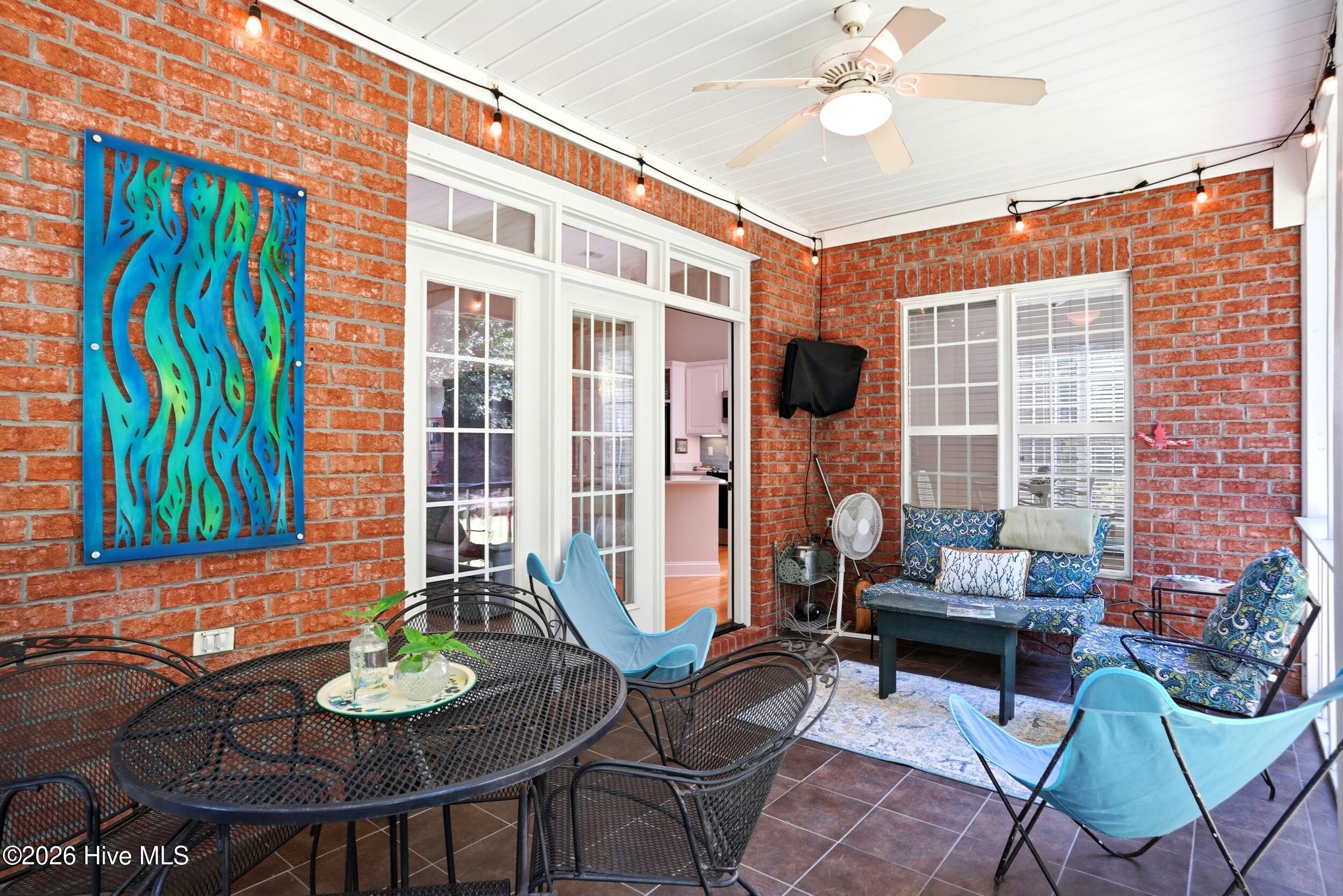 3733 Winstead Circle
