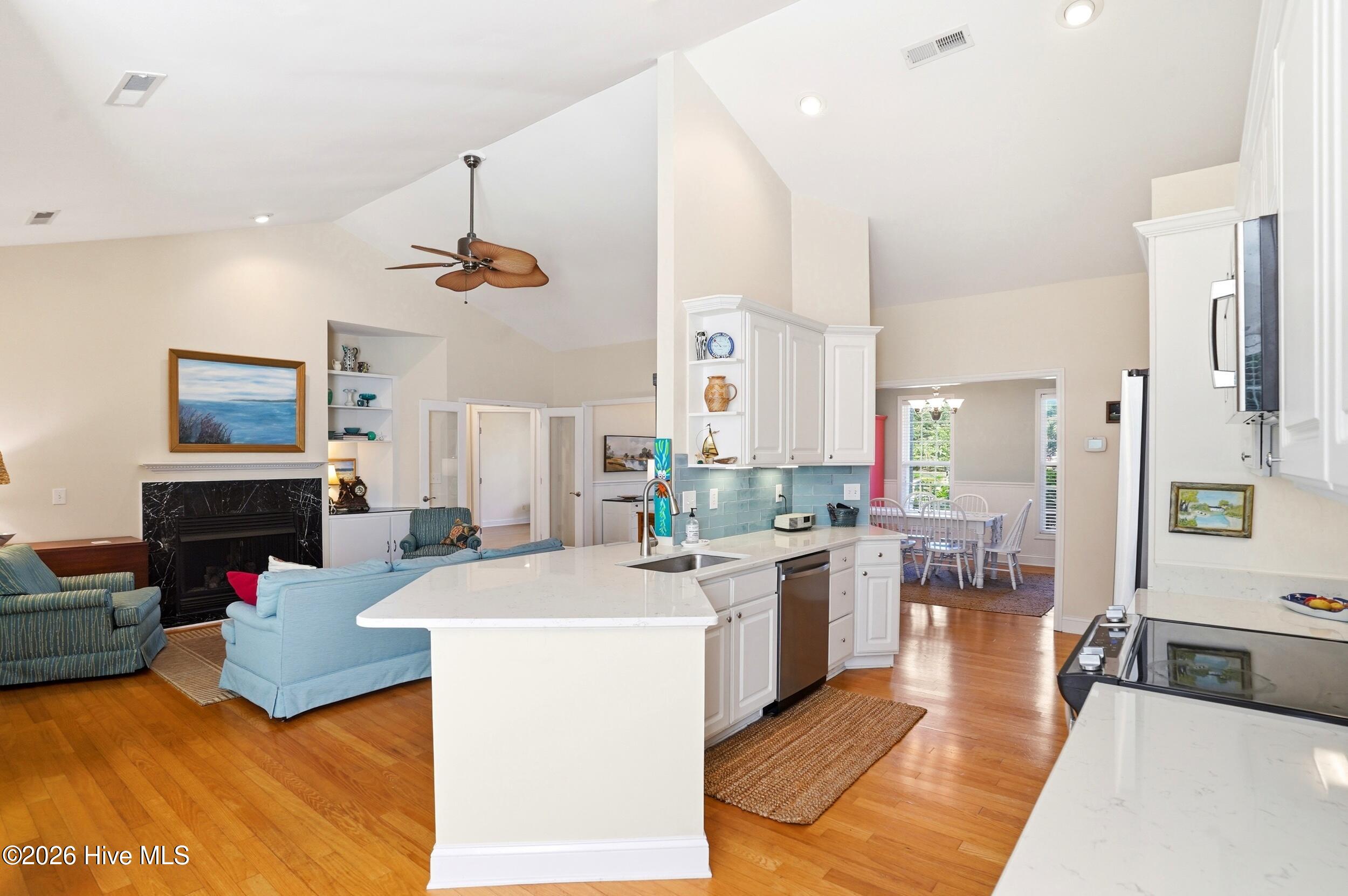 3733 Winstead Circle