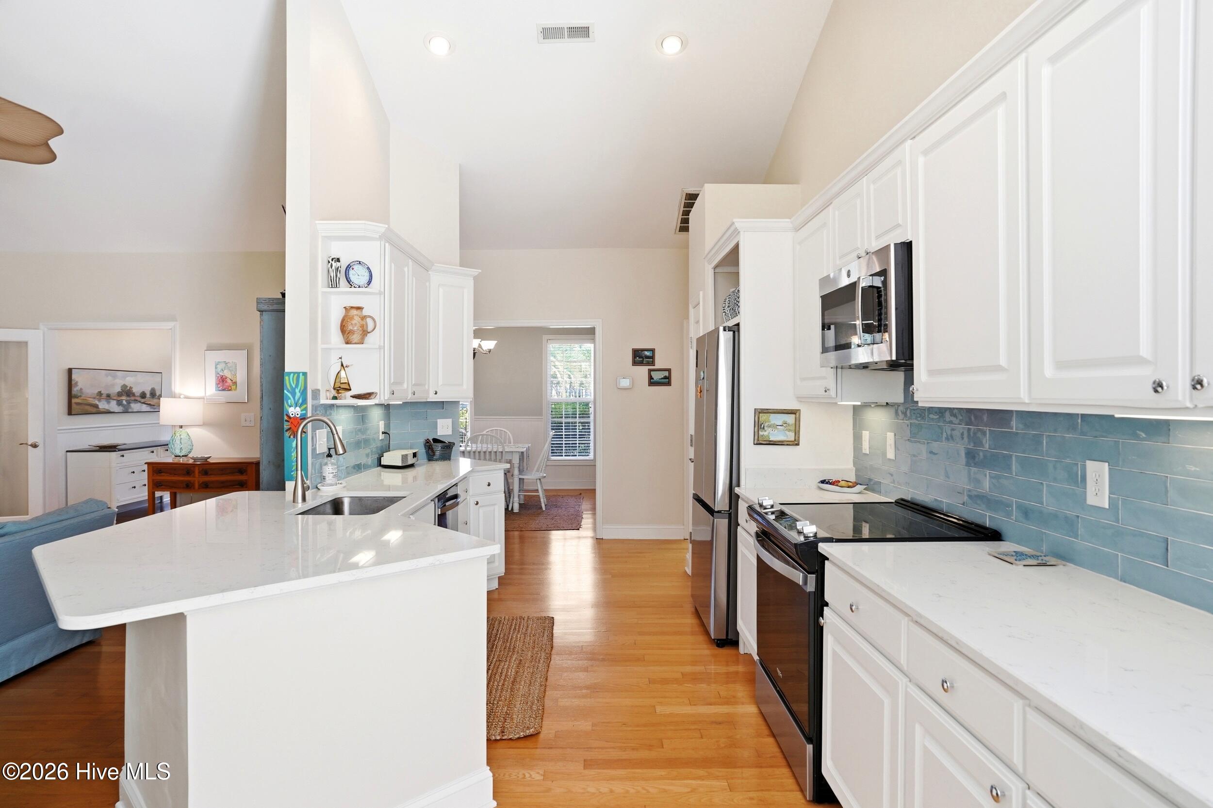 3733 Winstead Circle