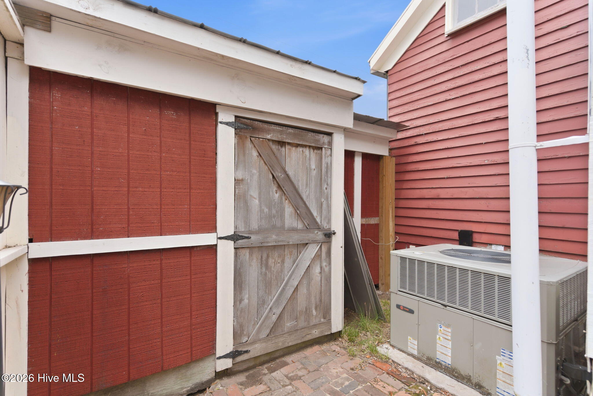 502 S 7th Street